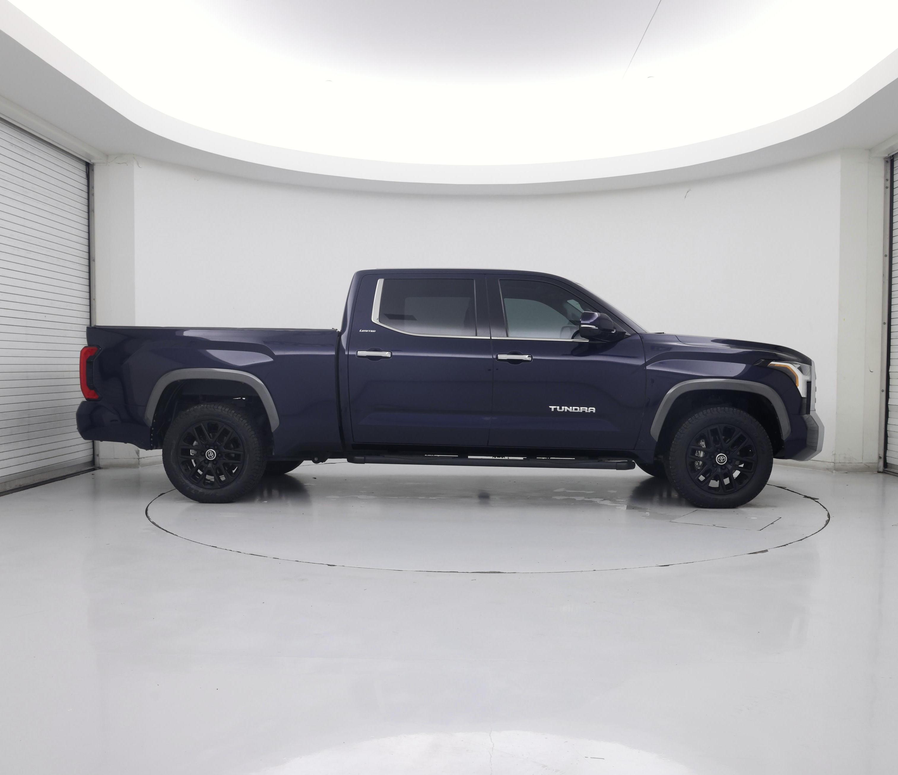 Thumbnail: 2022 Toyota Tundra - 7