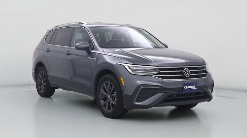 2022 Volkswagen Tiguan SE Hero Image