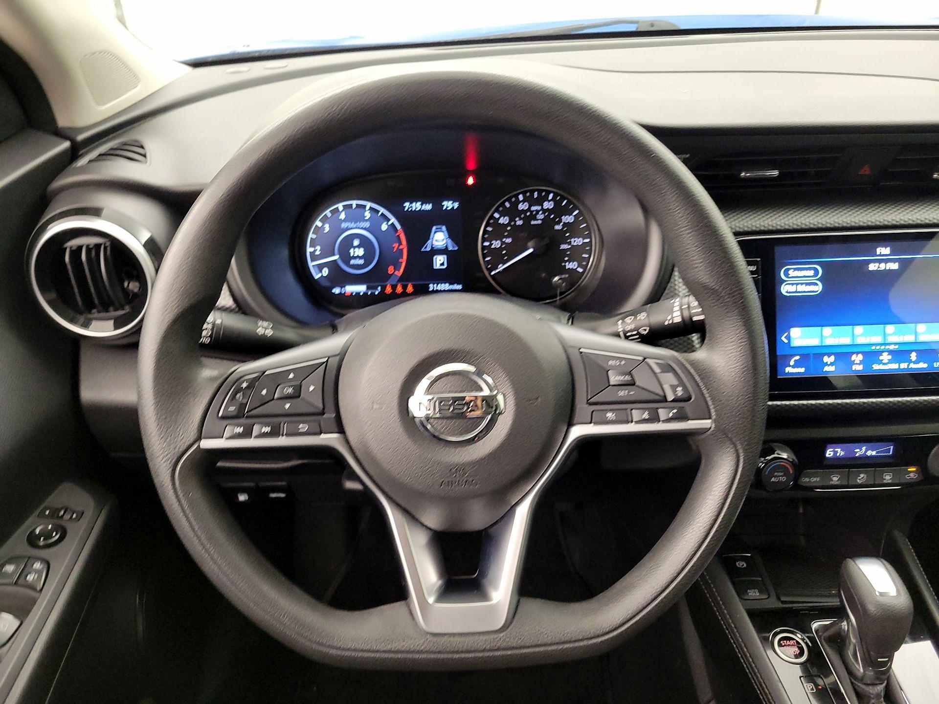 Thumbnail: 2021 Nissan Kicks - 10