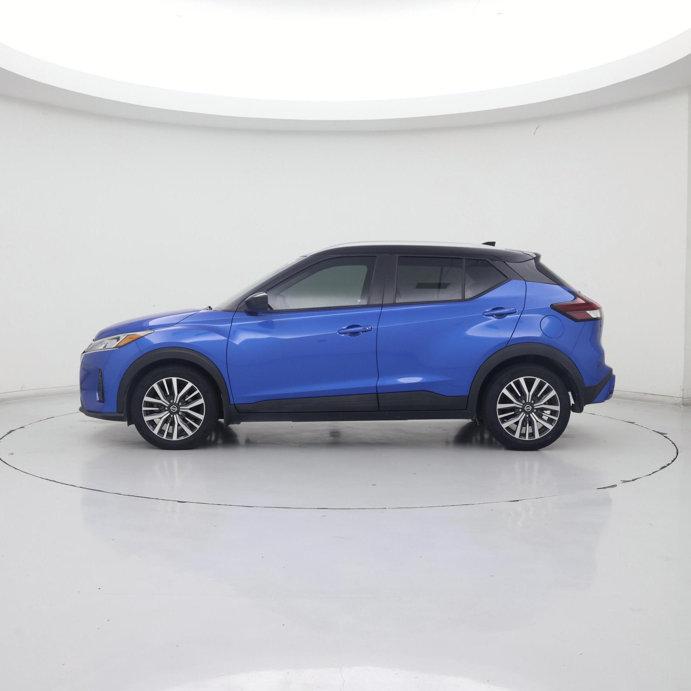 Thumbnail: 2021 Nissan Kicks - 3