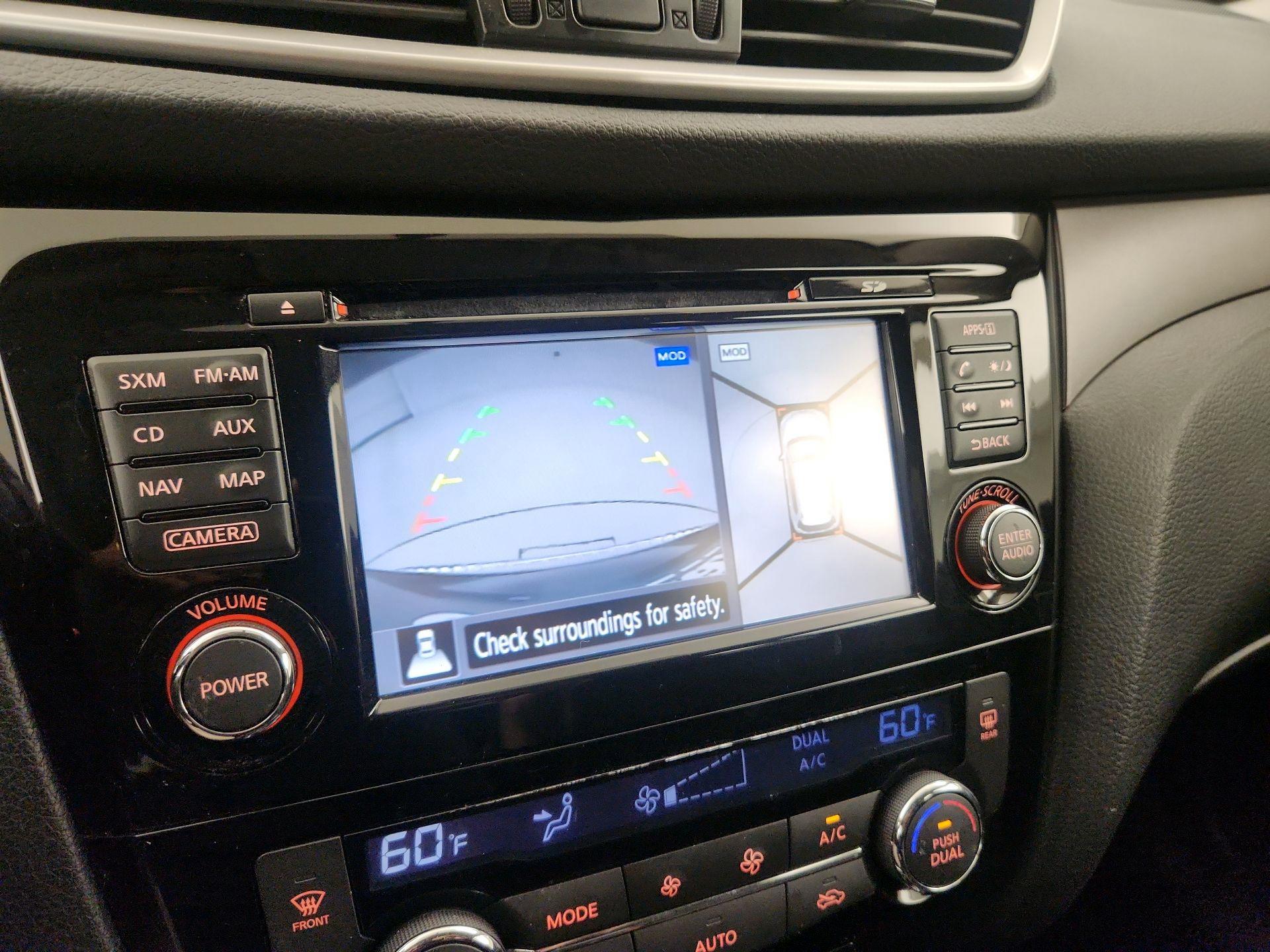 Thumbnail: 2014 Nissan Rogue - 15