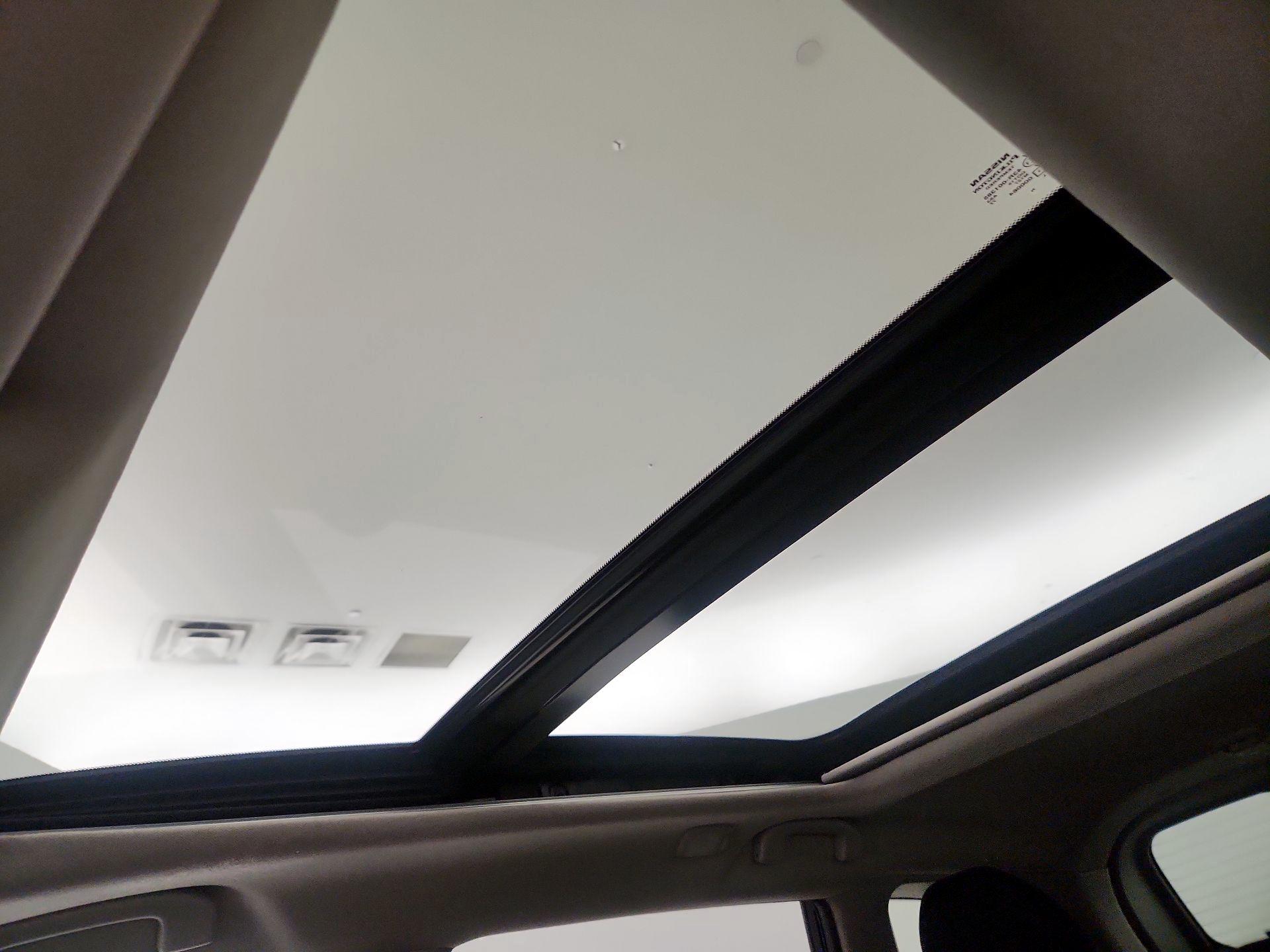 Thumbnail: 2014 Nissan Rogue - 20