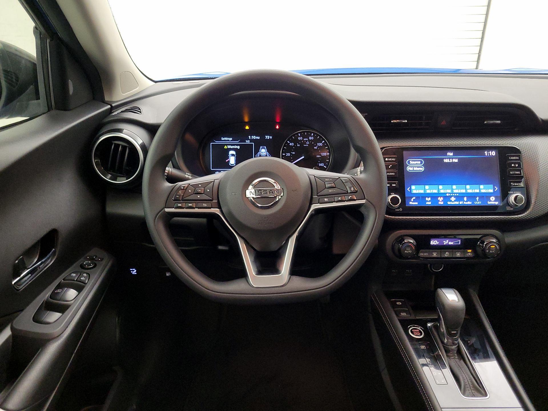 Thumbnail: 2021 Nissan Kicks - 10