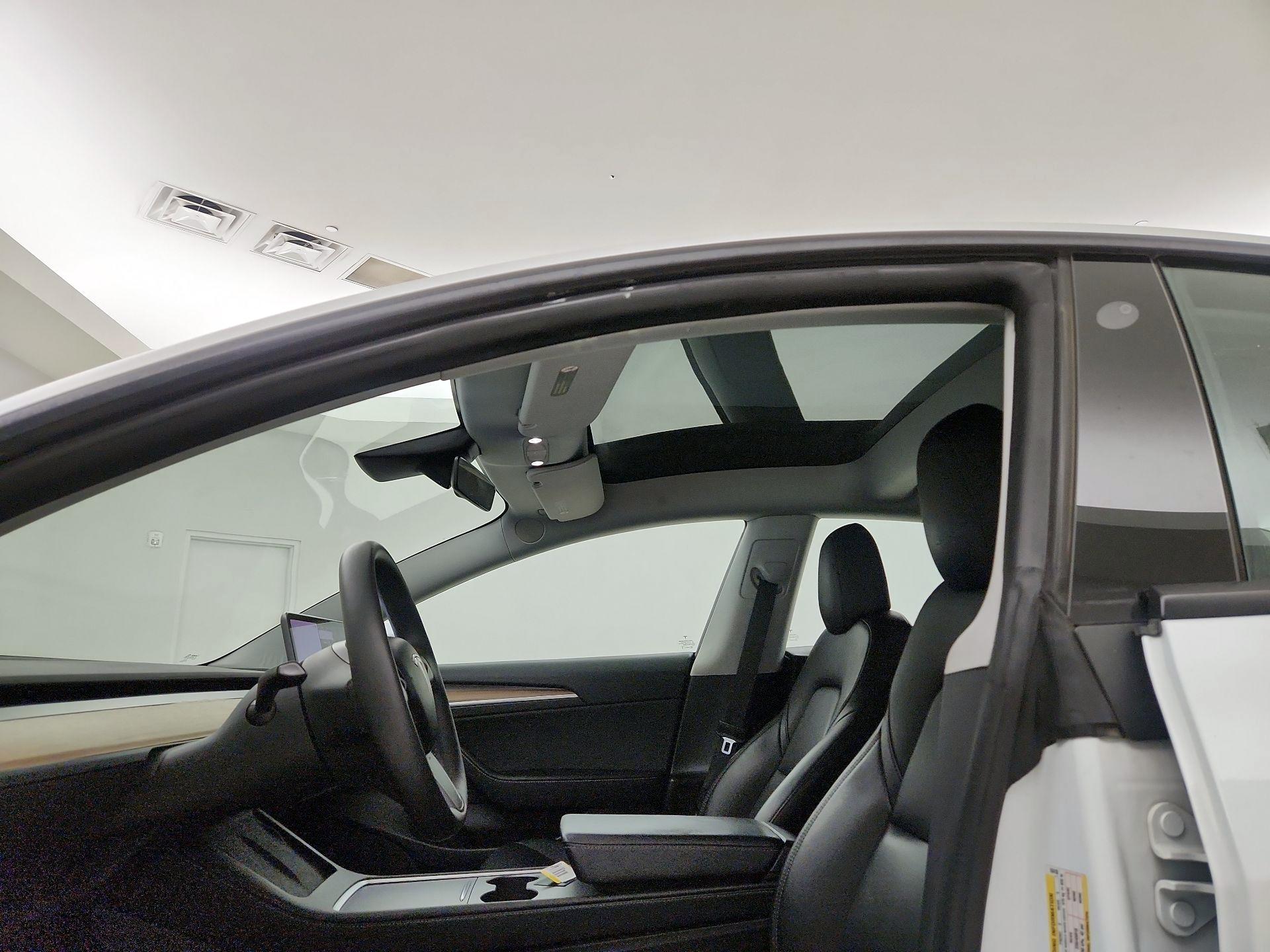 Thumbnail: 2021 Tesla Model 3 - 18