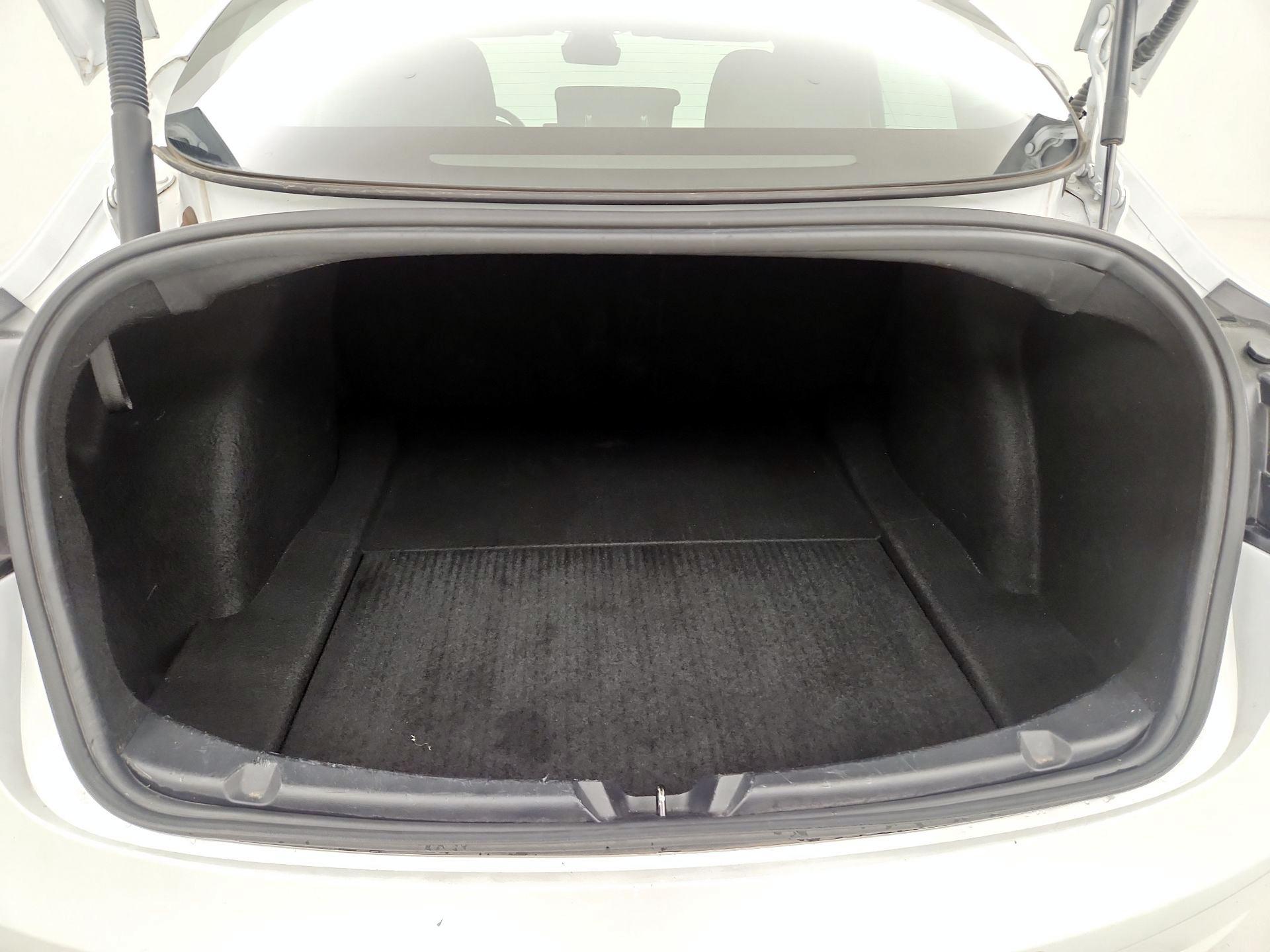 Thumbnail: 2021 Tesla Model 3 - 20