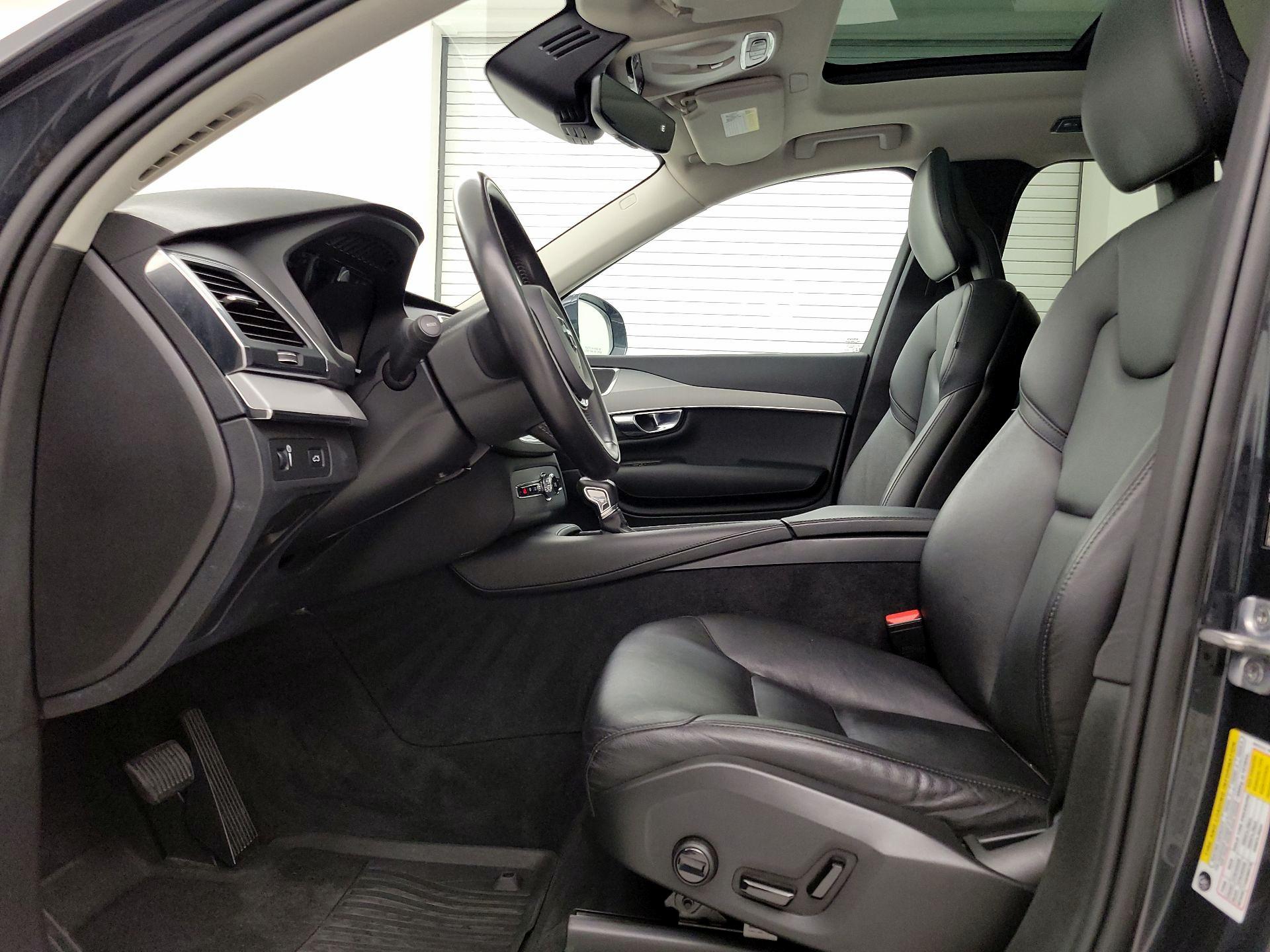Thumbnail: 2021 Volvo XC90 - 11