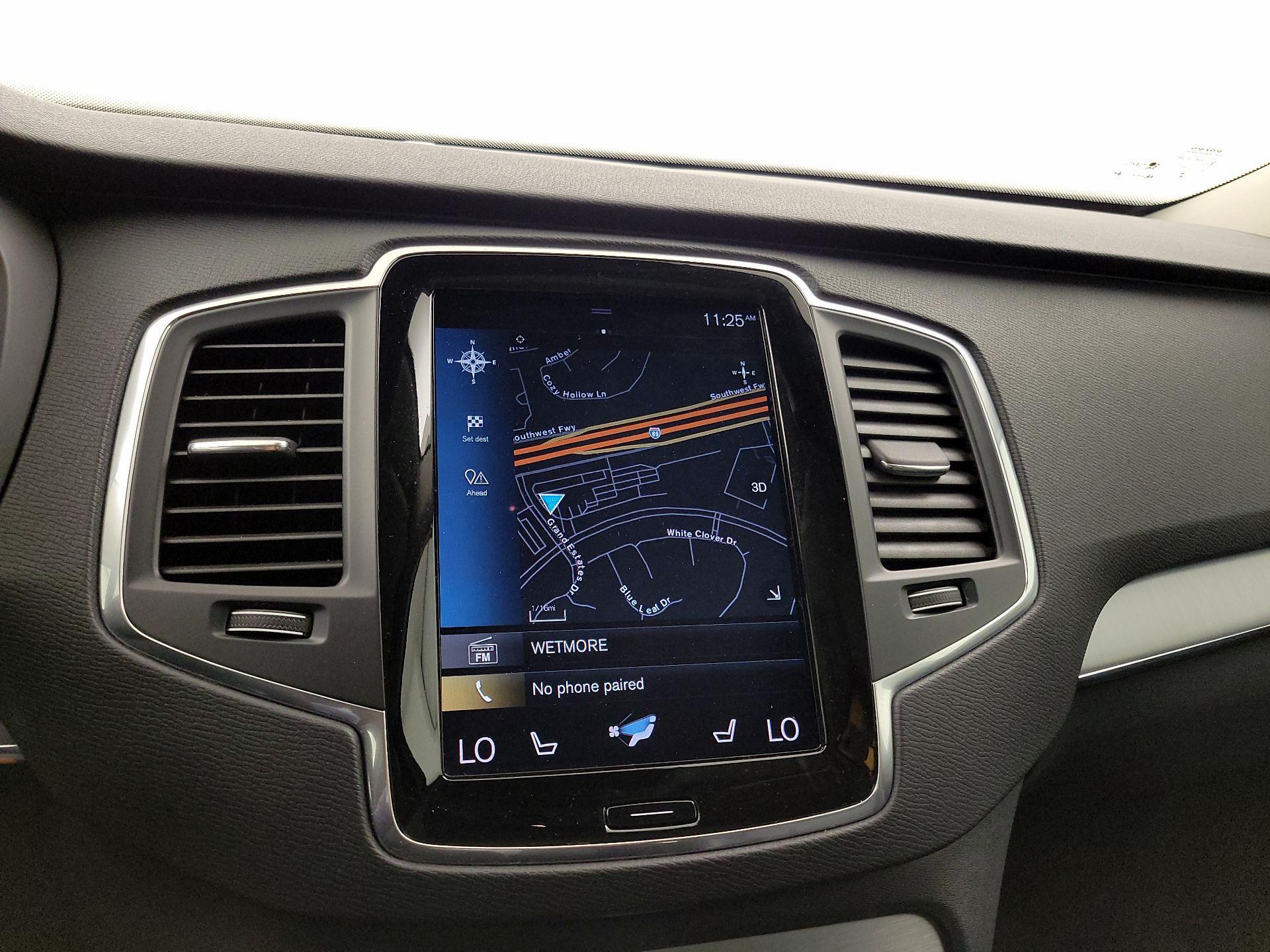 Thumbnail: 2021 Volvo XC90 - 14