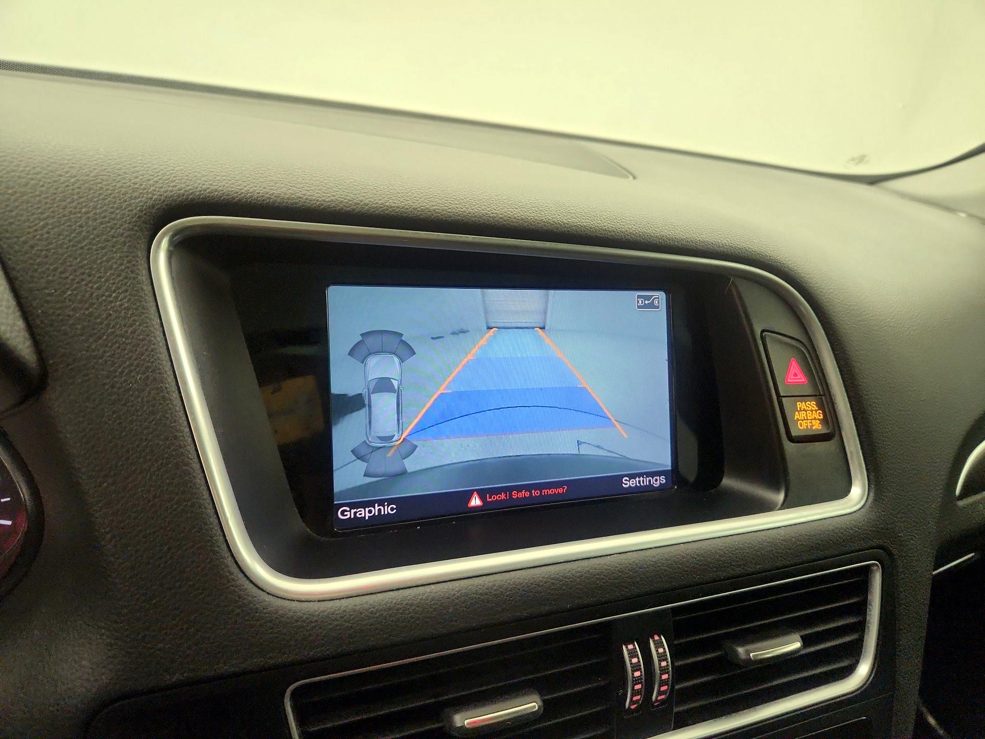 Thumbnail: 2016 Audi Q5 - 14