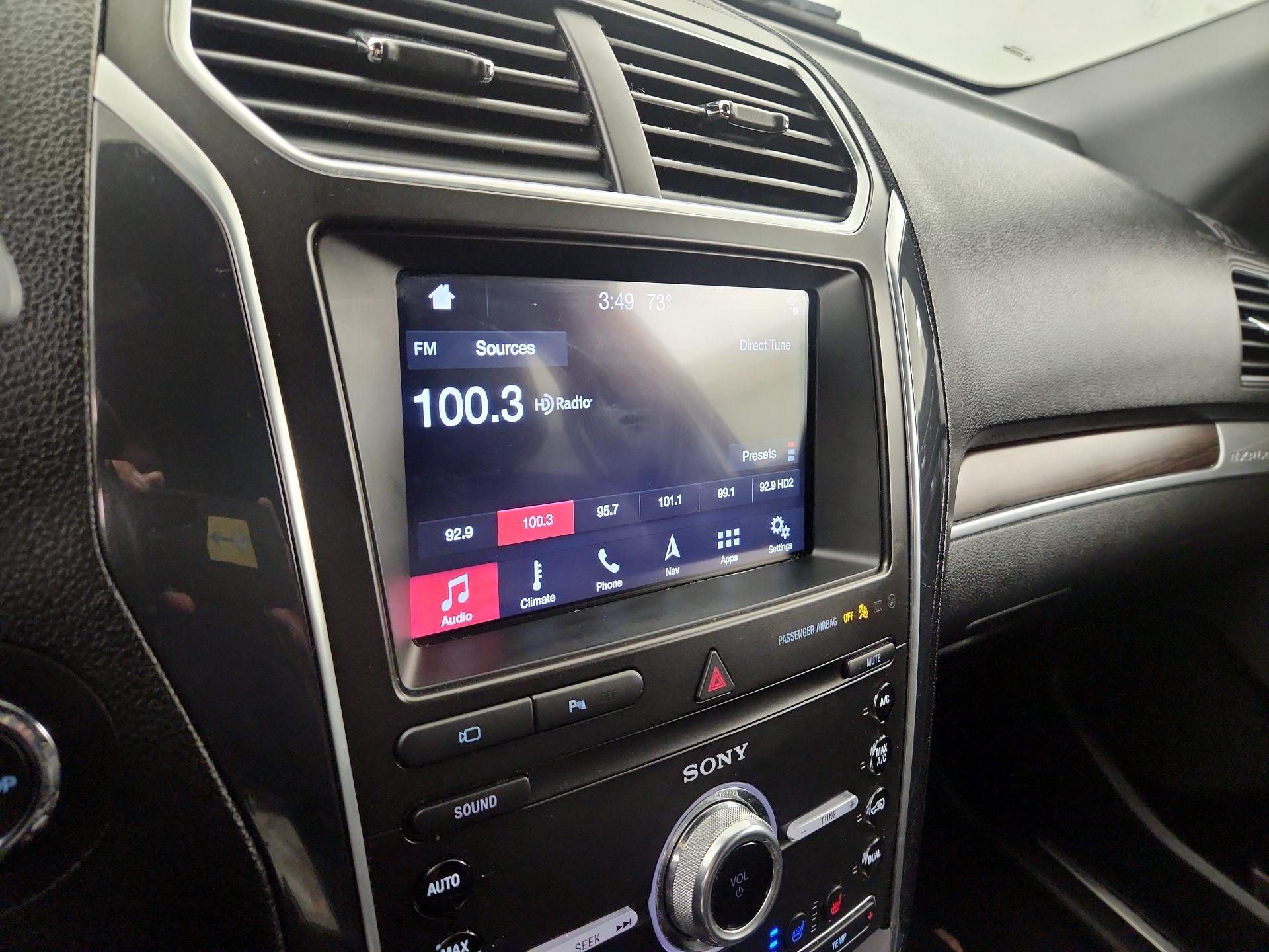 Thumbnail: 2019 Ford Explorer - 15