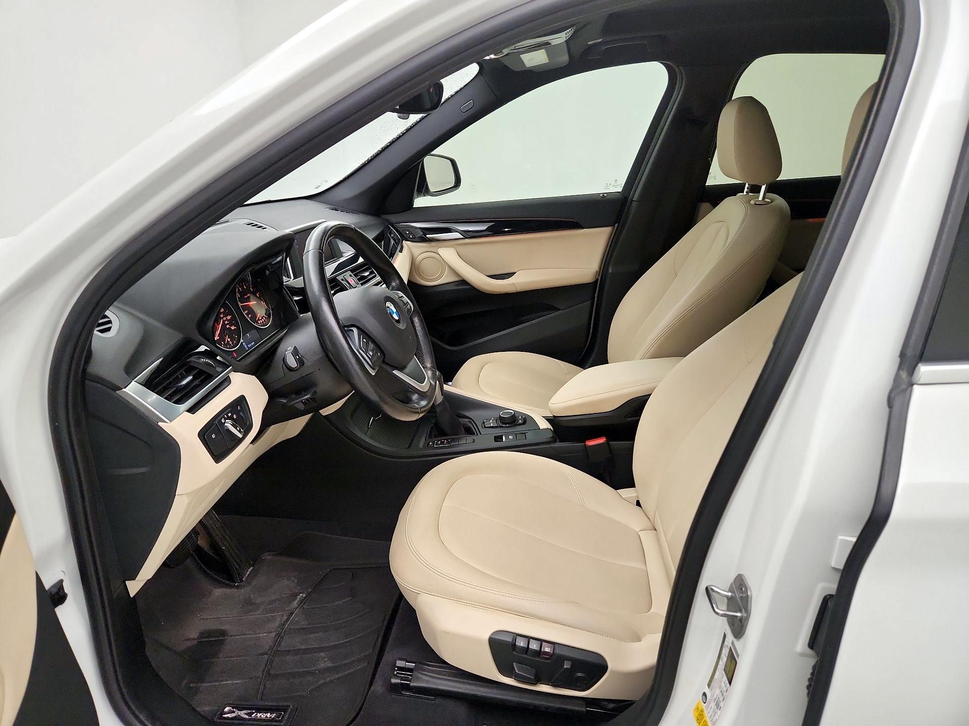 Thumbnail: 2018 BMW X1 - 11