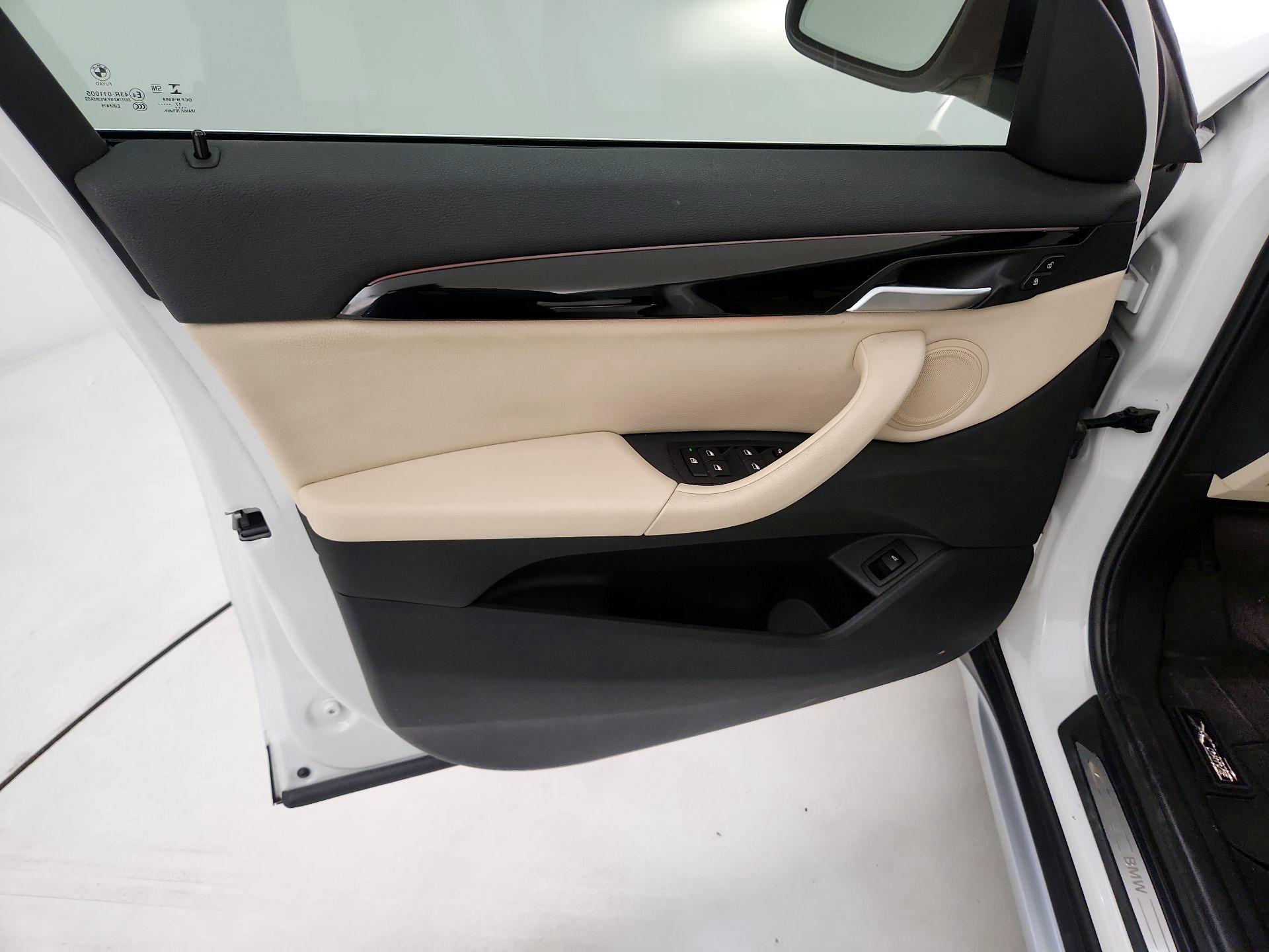 Thumbnail: 2018 BMW X1 - 12