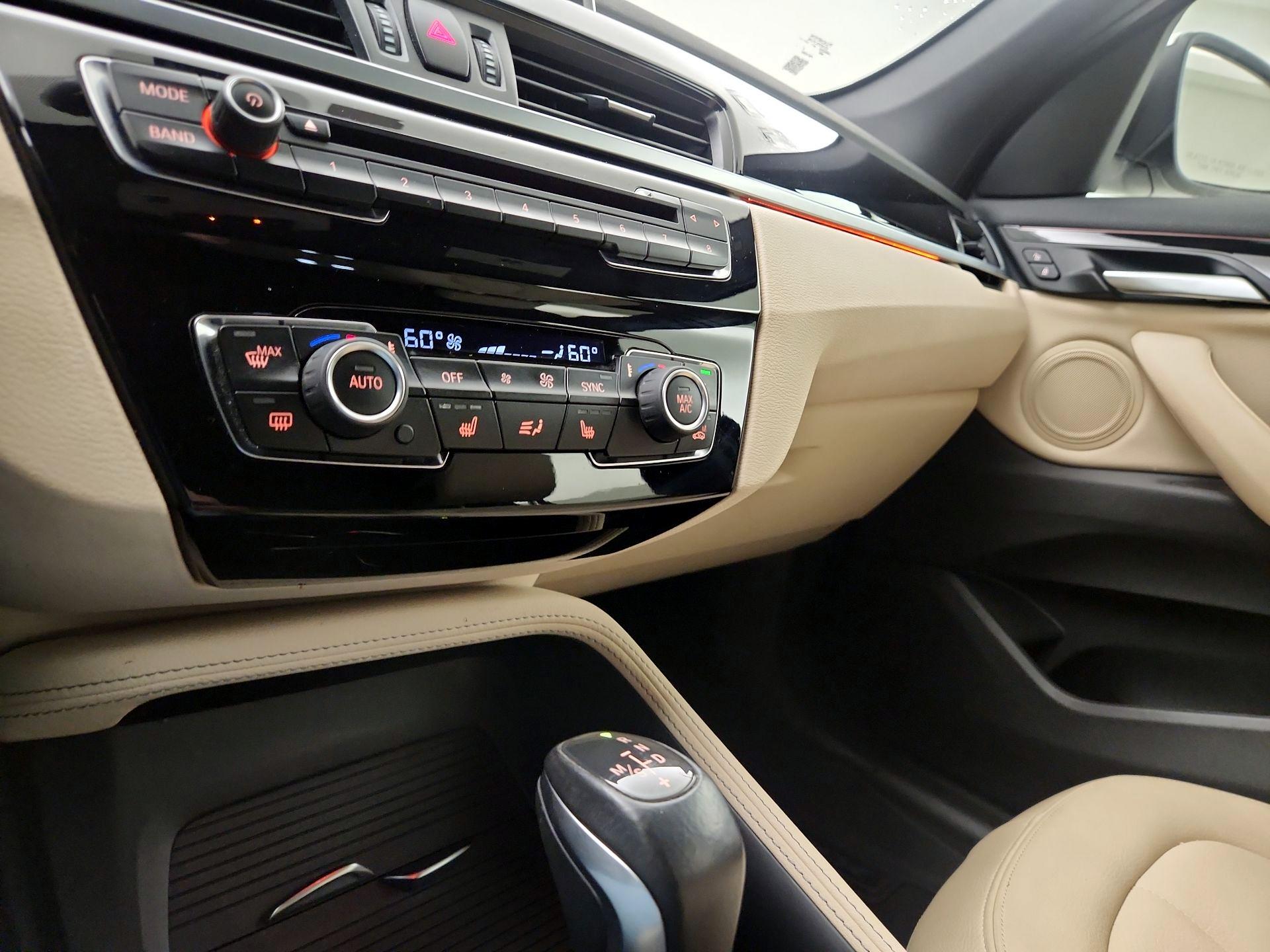 Thumbnail: 2018 BMW X1 - 14