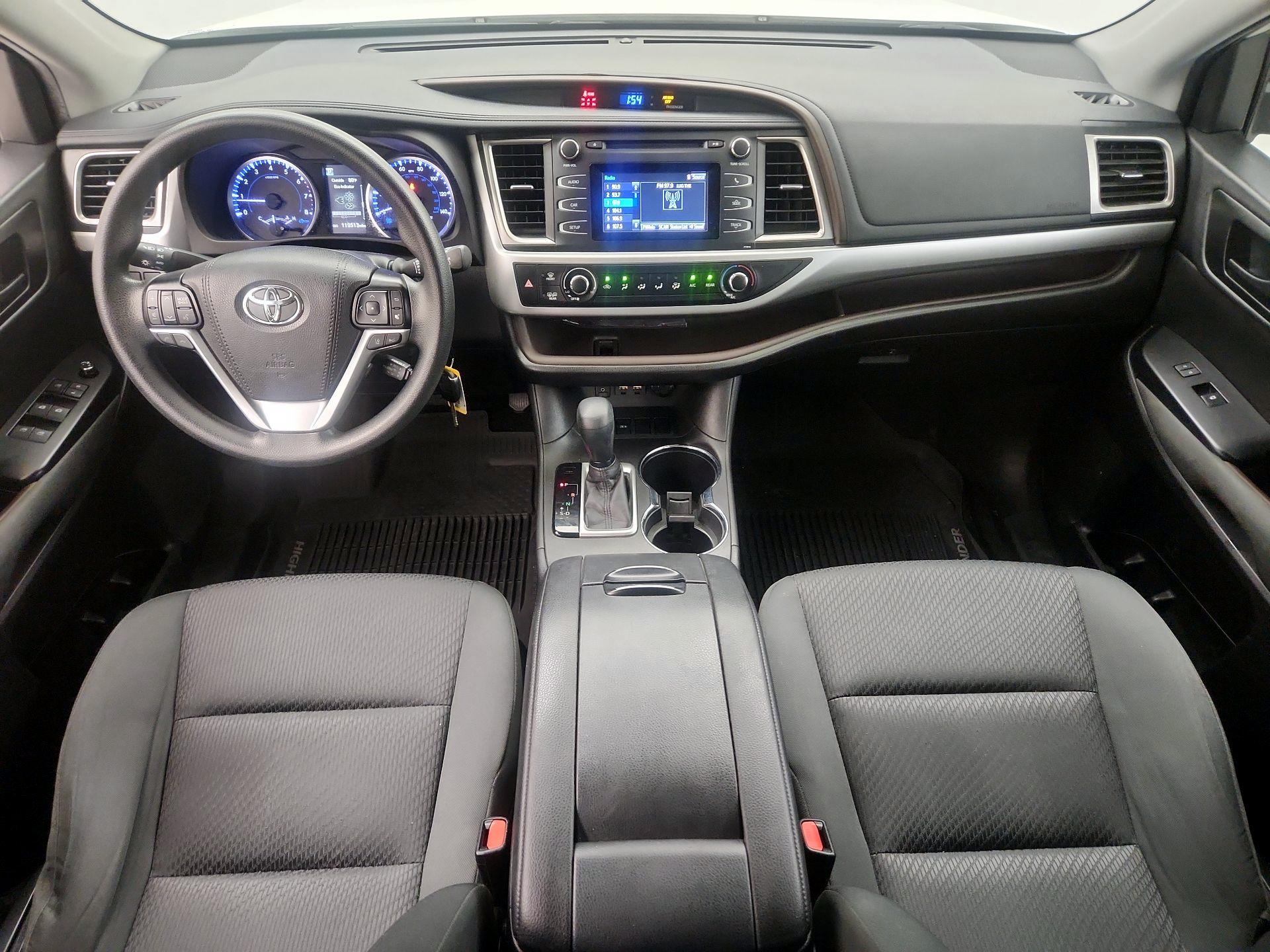 Thumbnail: 2019 Toyota Highlander - 9