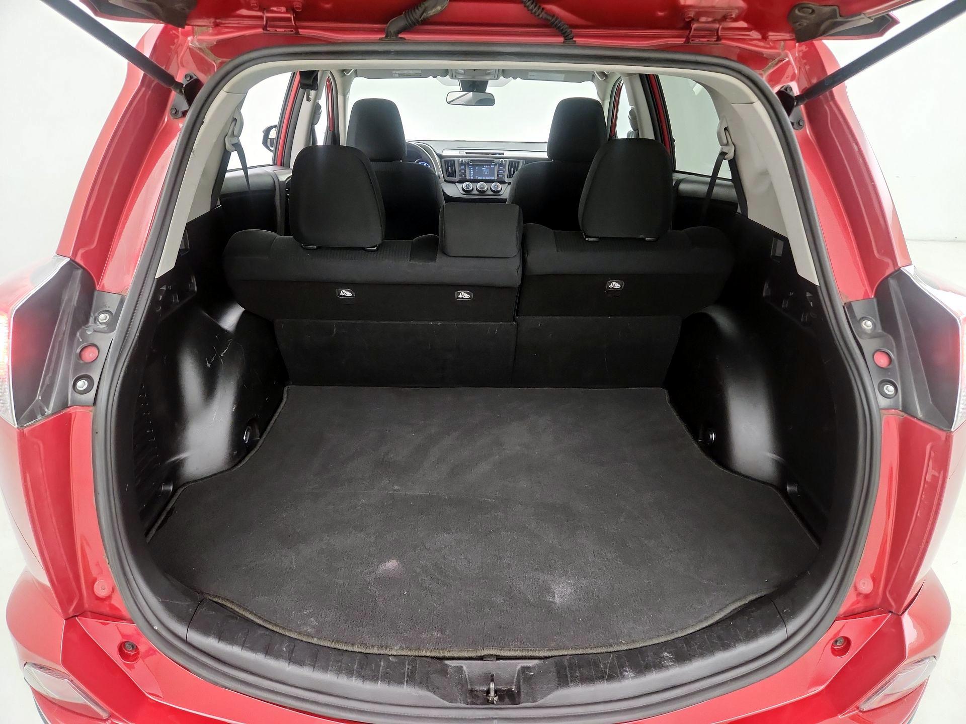 Thumbnail: 2017 Toyota RAV4 - 19