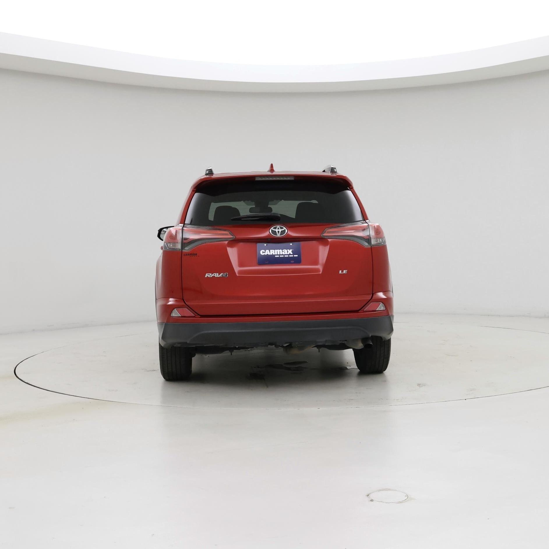 Thumbnail: 2017 Toyota RAV4 - 6