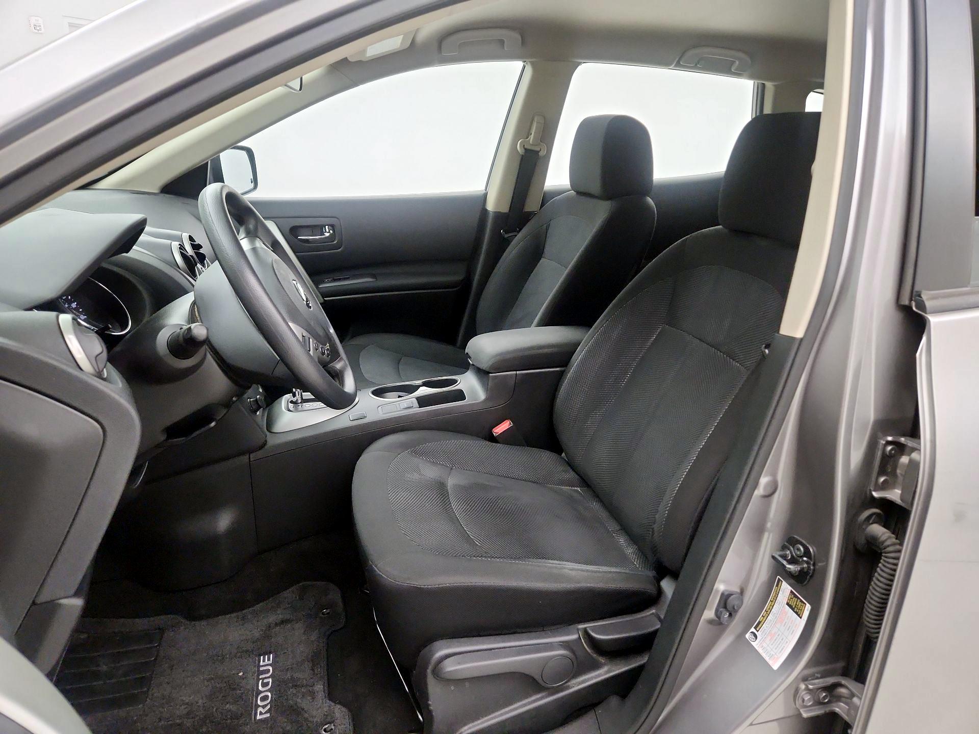 Thumbnail: 2015 Nissan Rogue - 11