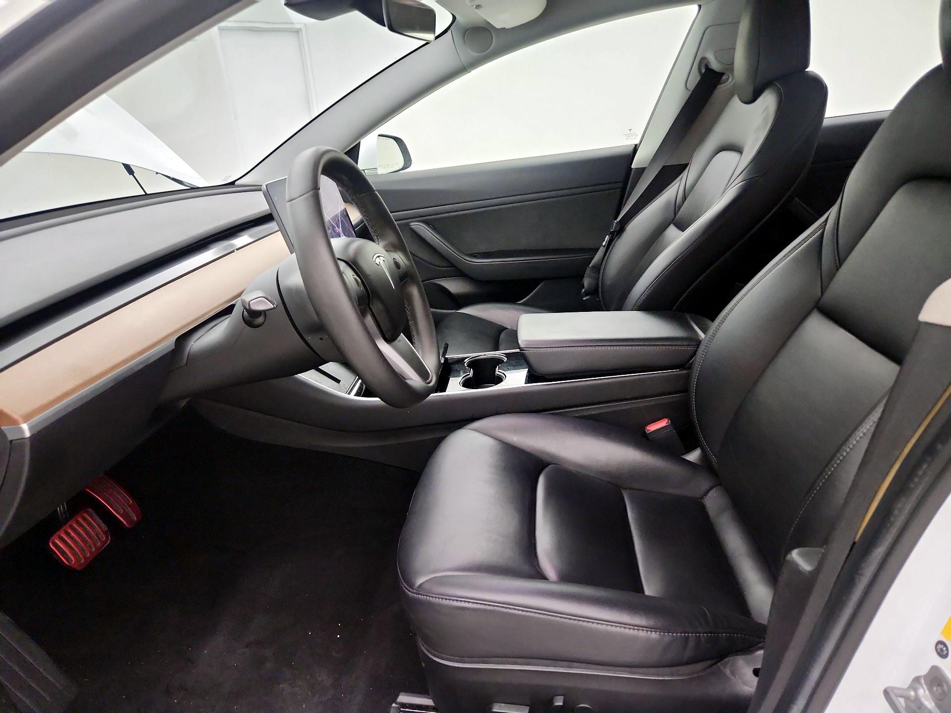 Thumbnail: 2019 Tesla Model 3 - 11