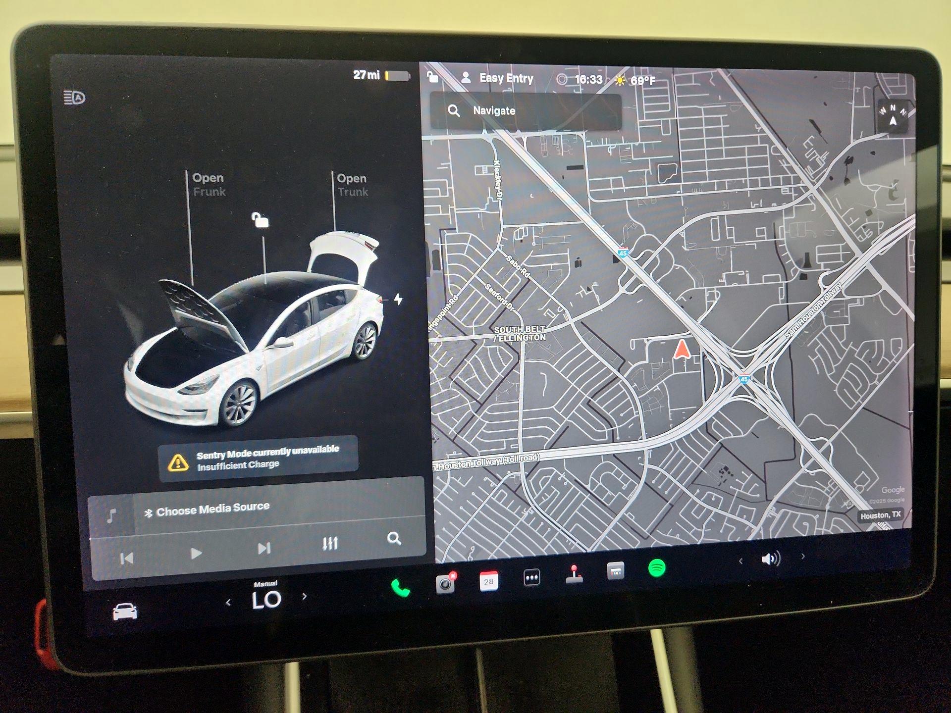 Thumbnail: 2019 Tesla Model 3 - 15