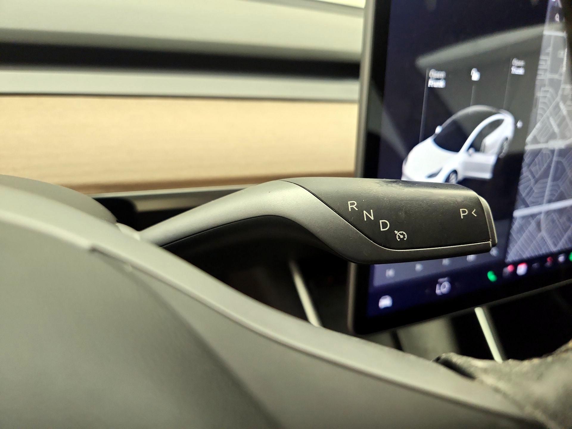 Thumbnail: 2019 Tesla Model 3 - 17