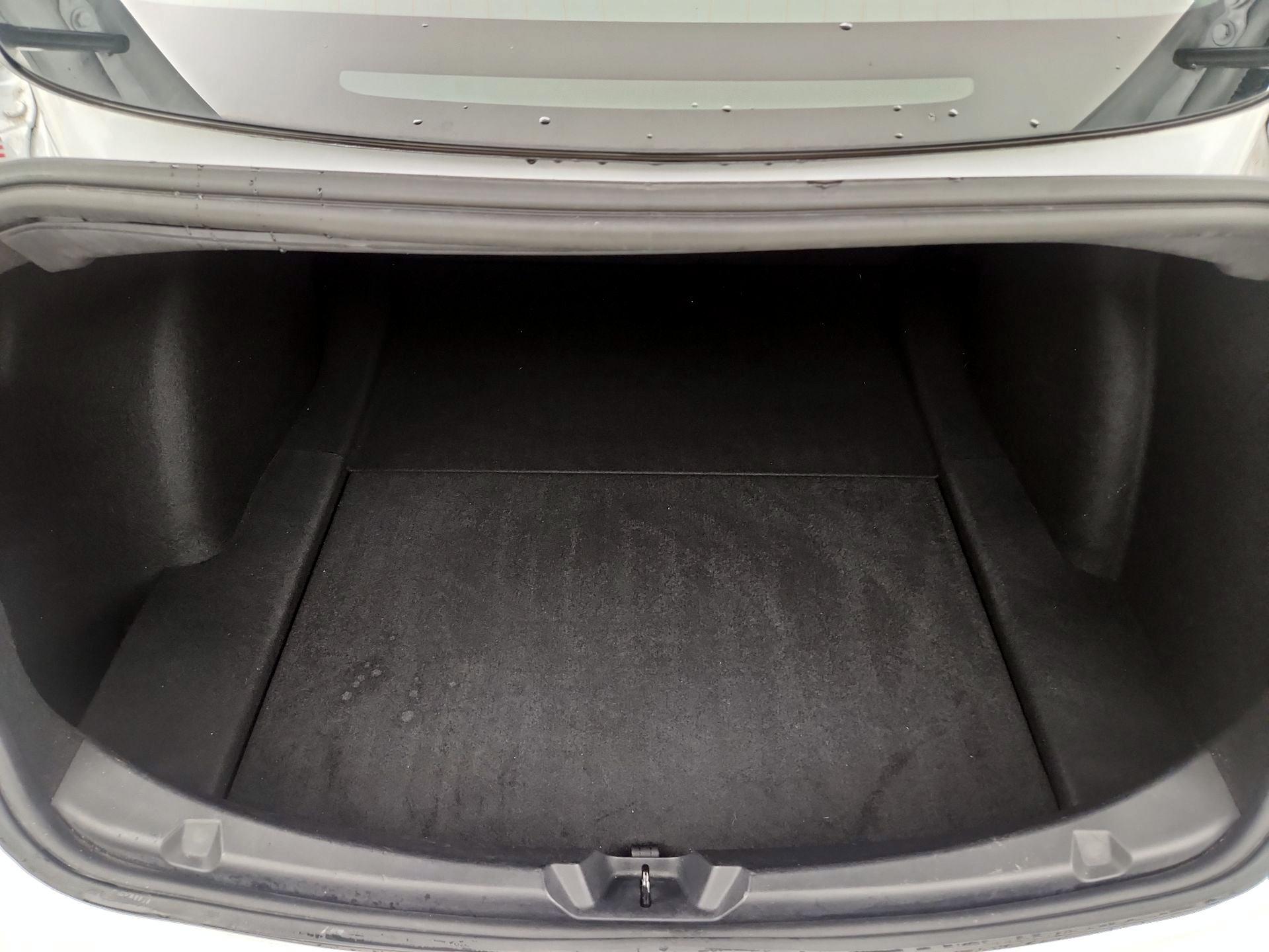 Thumbnail: 2019 Tesla Model 3 - 20