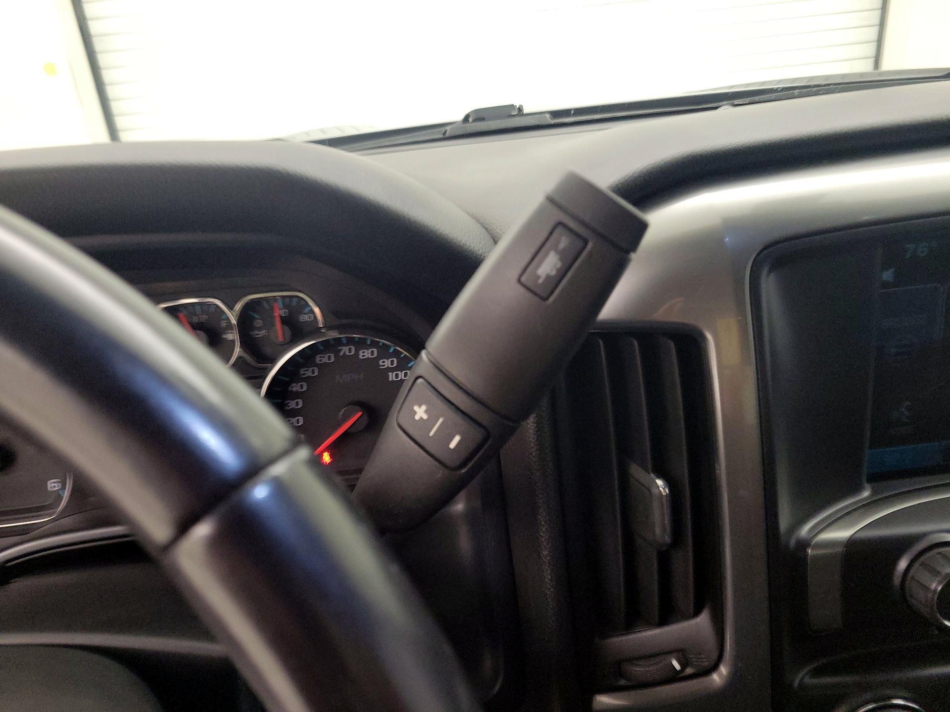 Thumbnail: 2016 Chevrolet Silverado 1500 - 17