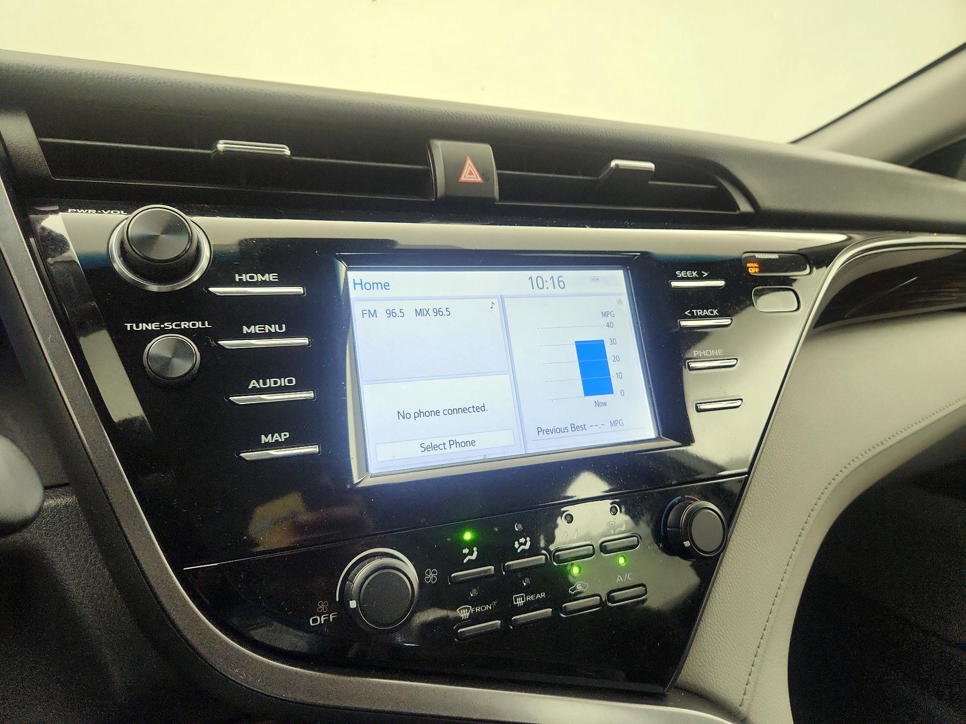 Thumbnail: 2019 Toyota Camry - 13