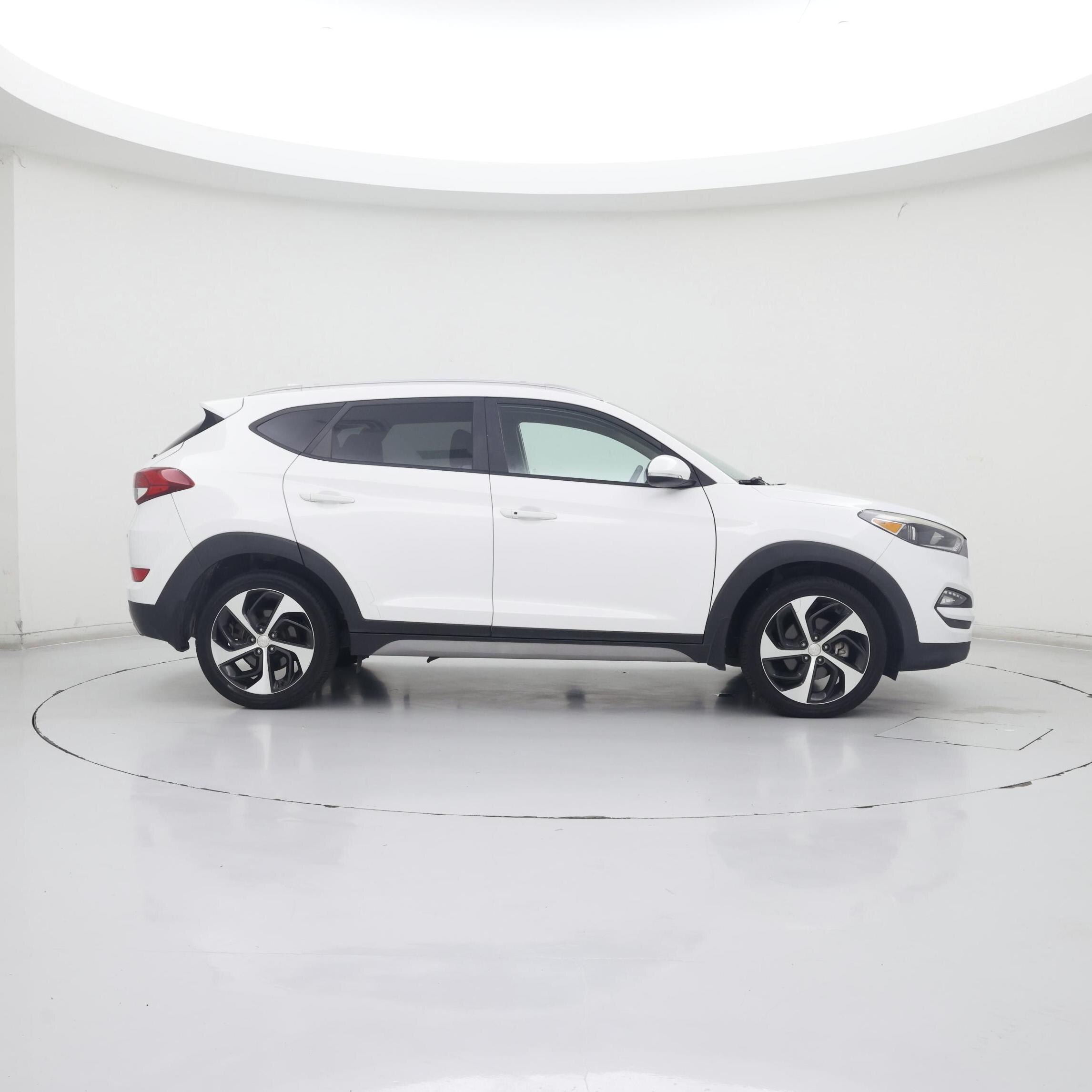 Thumbnail: 2018 Hyundai Tucson - 7