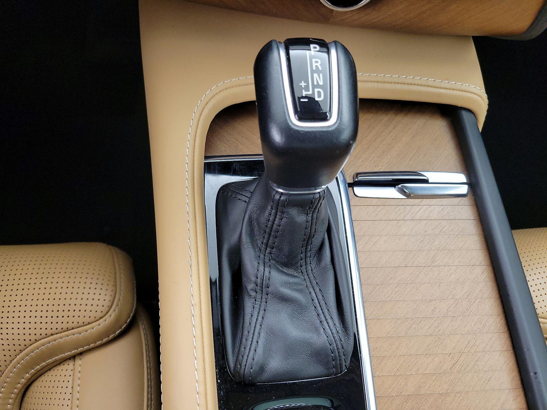 Thumbnail: 2017 Volvo XC90 - 17