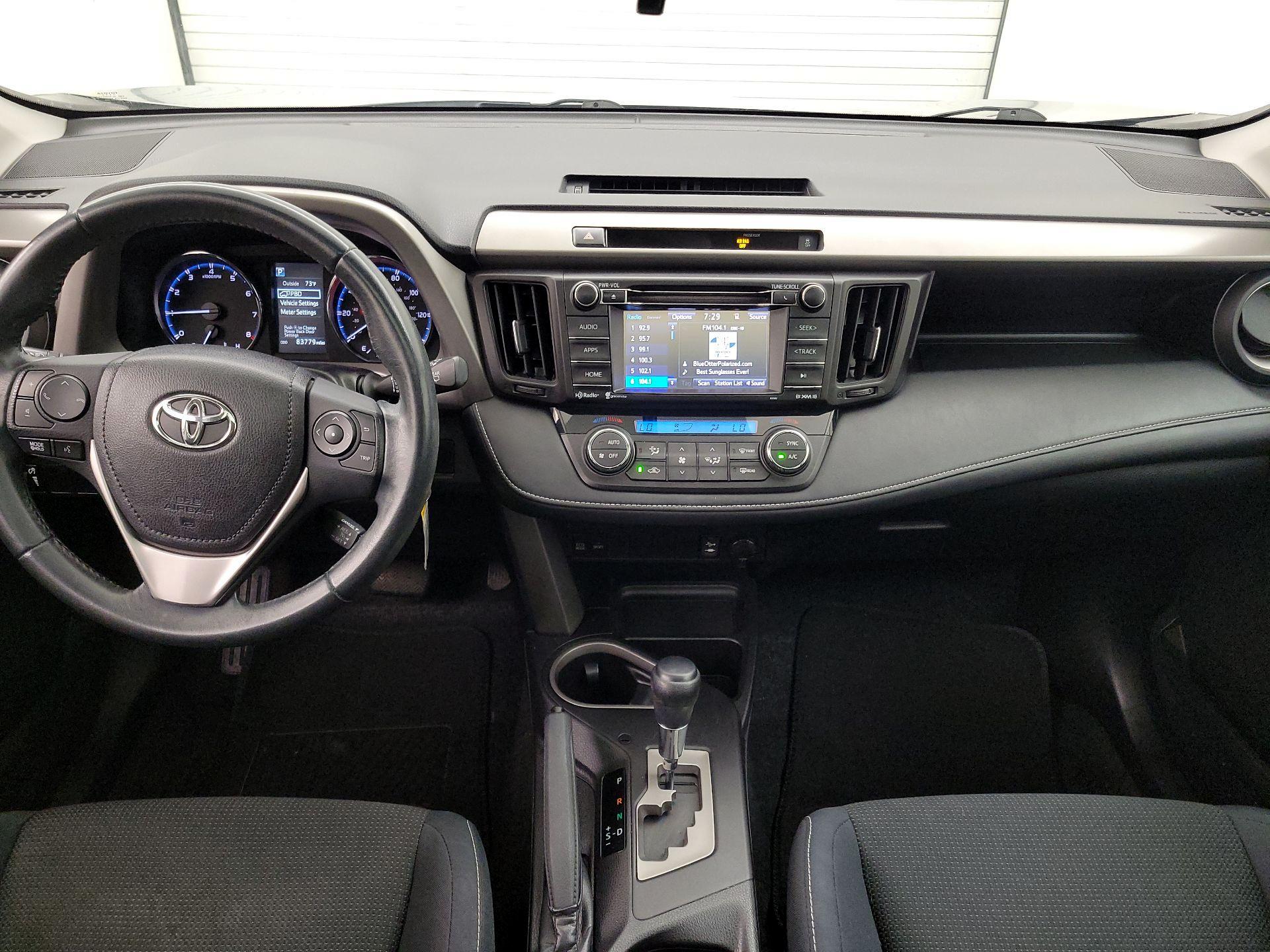 Thumbnail: 2016 Toyota RAV4 - 9