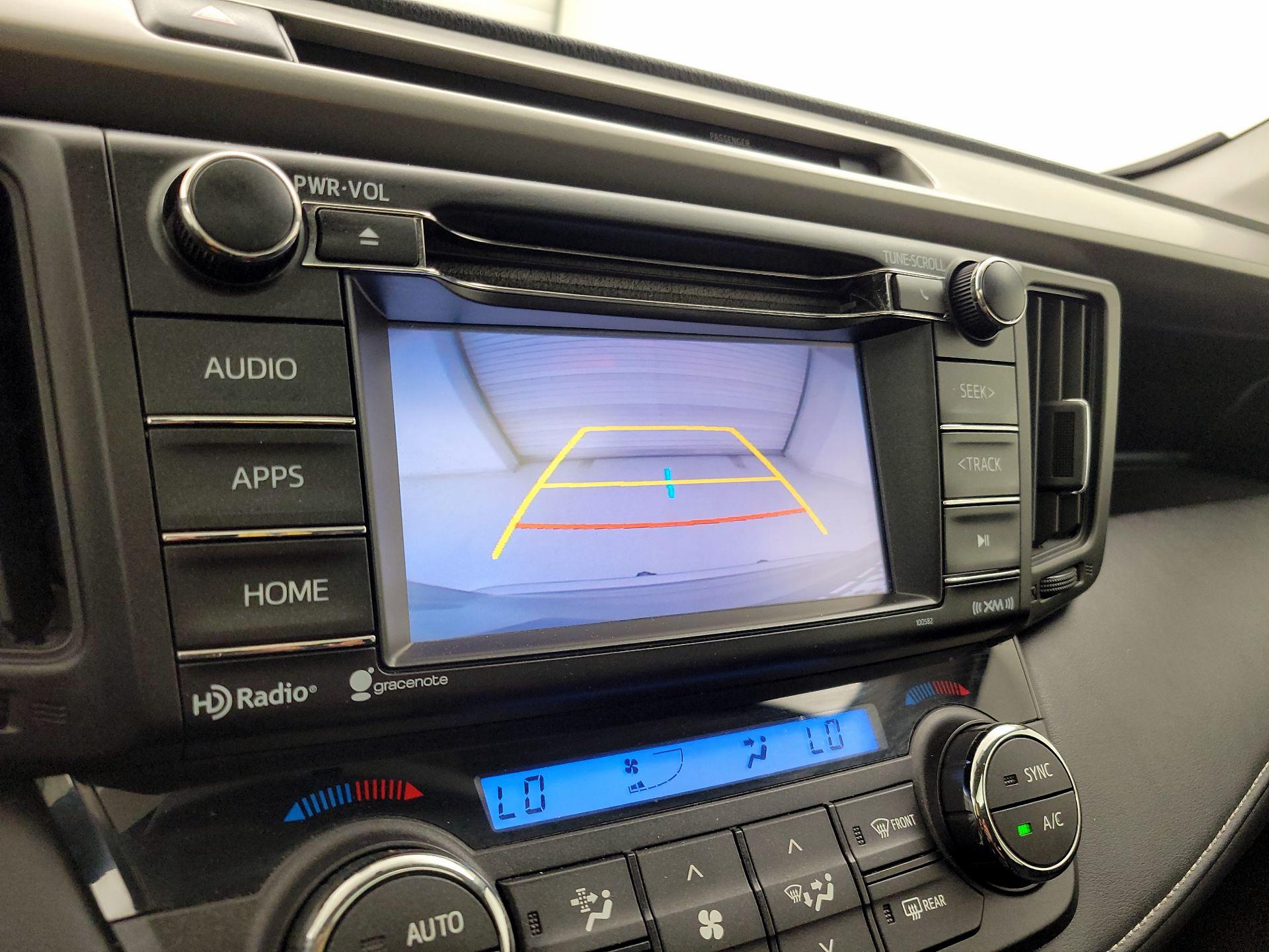 Thumbnail: 2016 Toyota RAV4 - 14