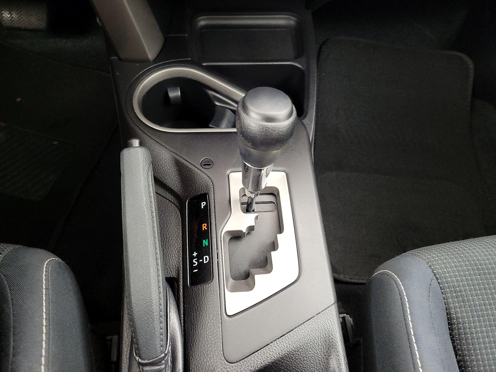 Thumbnail: 2016 Toyota RAV4 - 17
