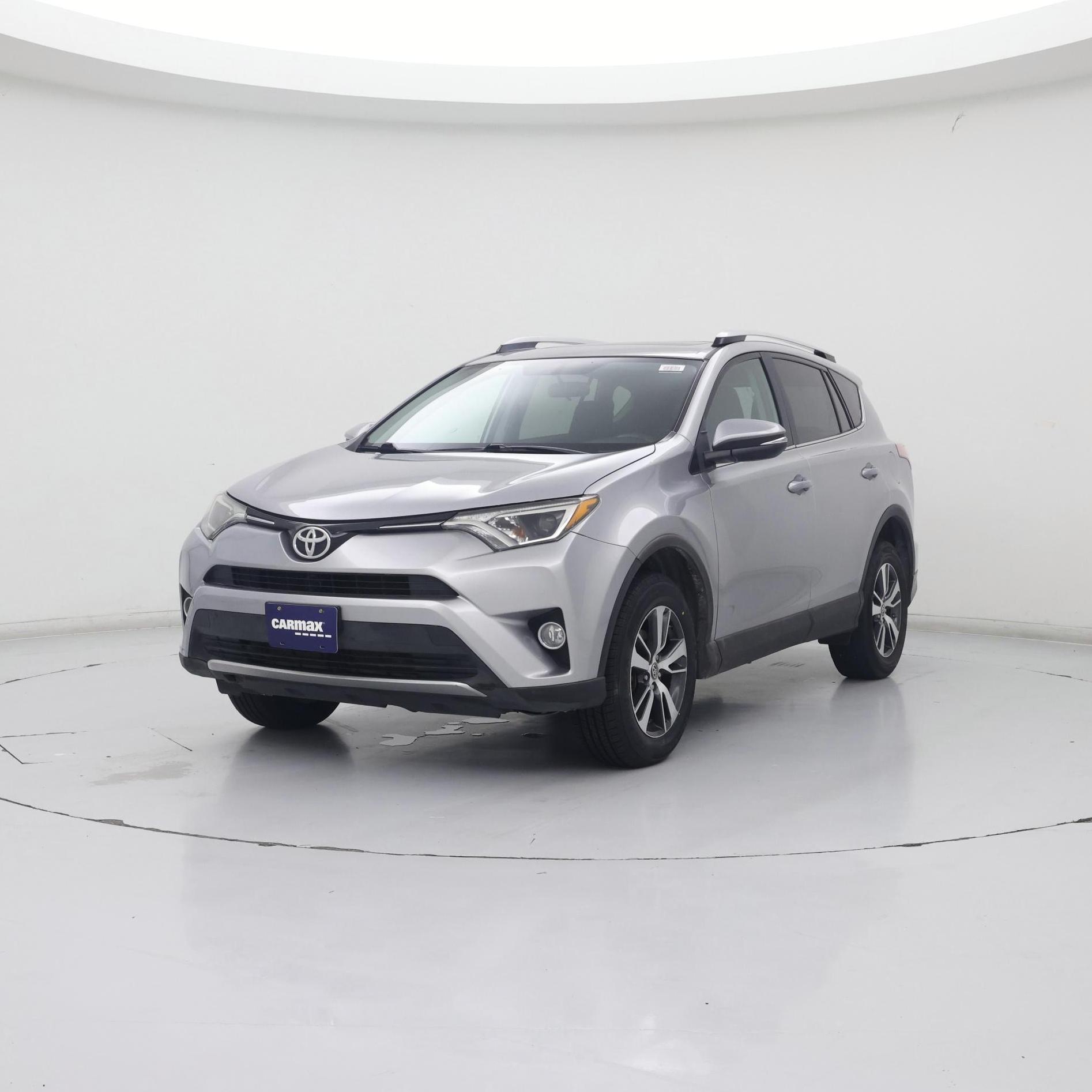 Thumbnail: 2016 Toyota RAV4 - 4