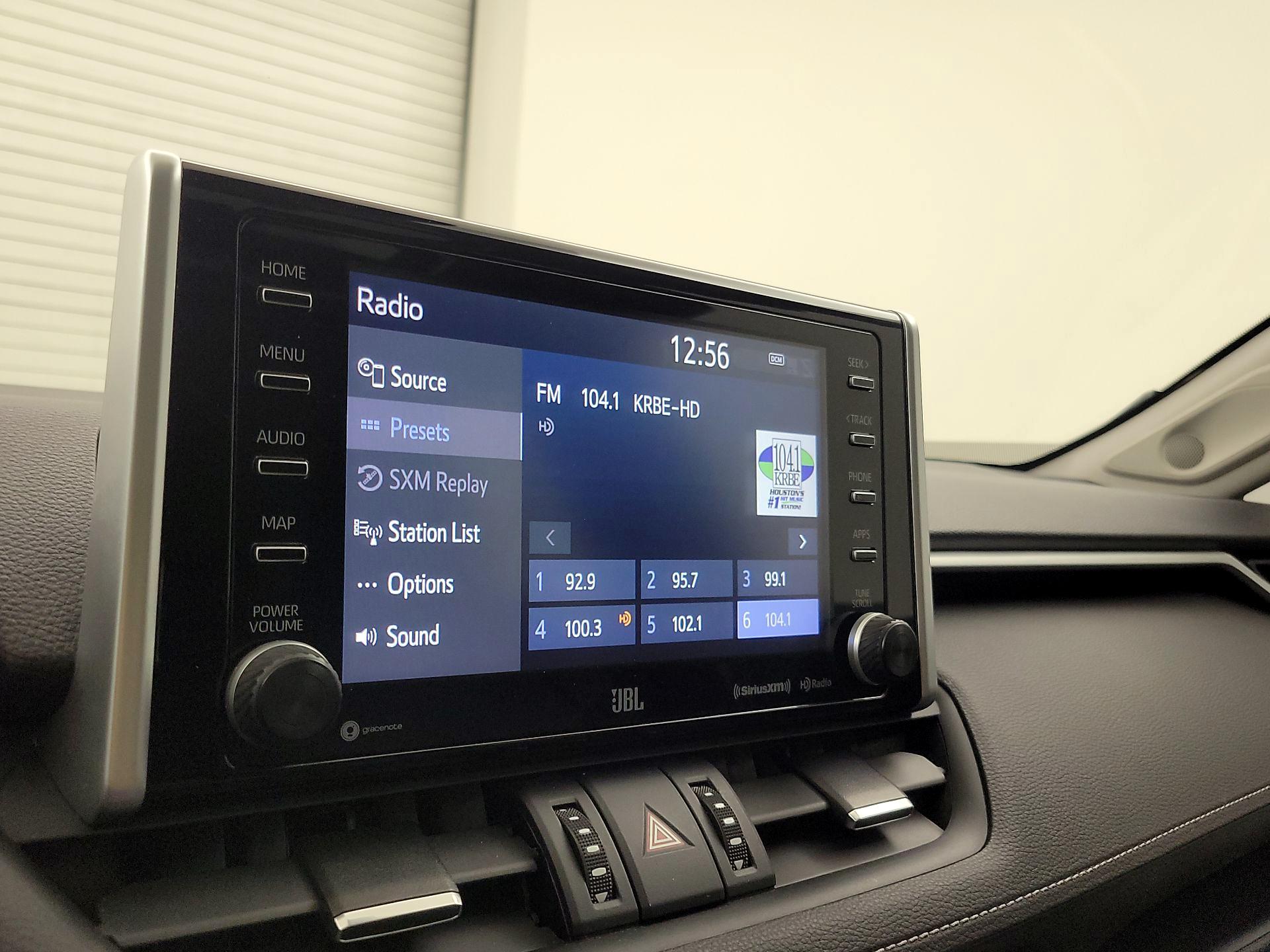 Thumbnail: 2019 Toyota RAV4 - 15