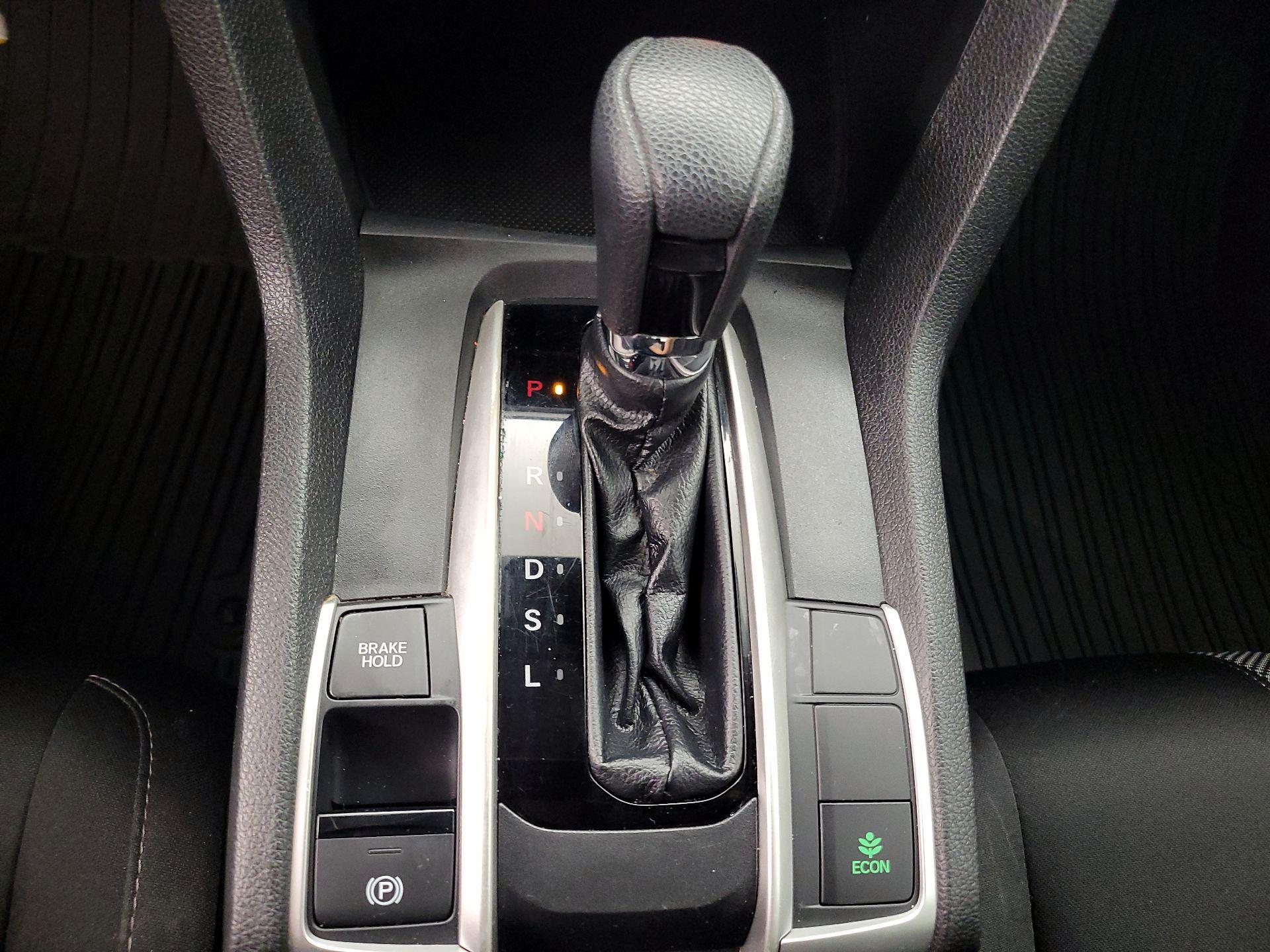 Thumbnail: 2019 Honda Civic - 17