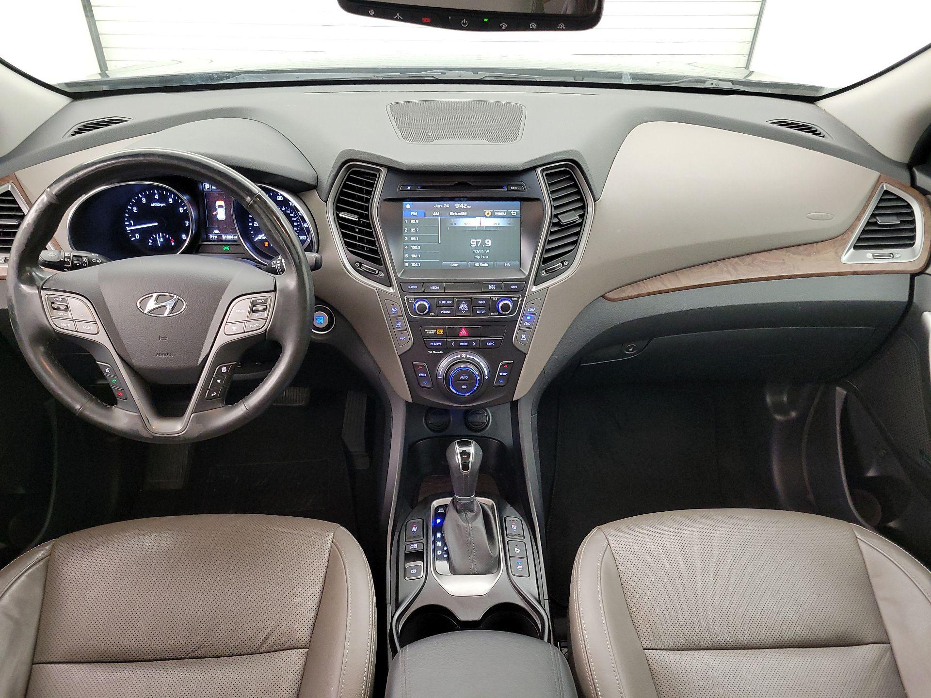 Thumbnail: 2018 Hyundai Santa Fe - 9