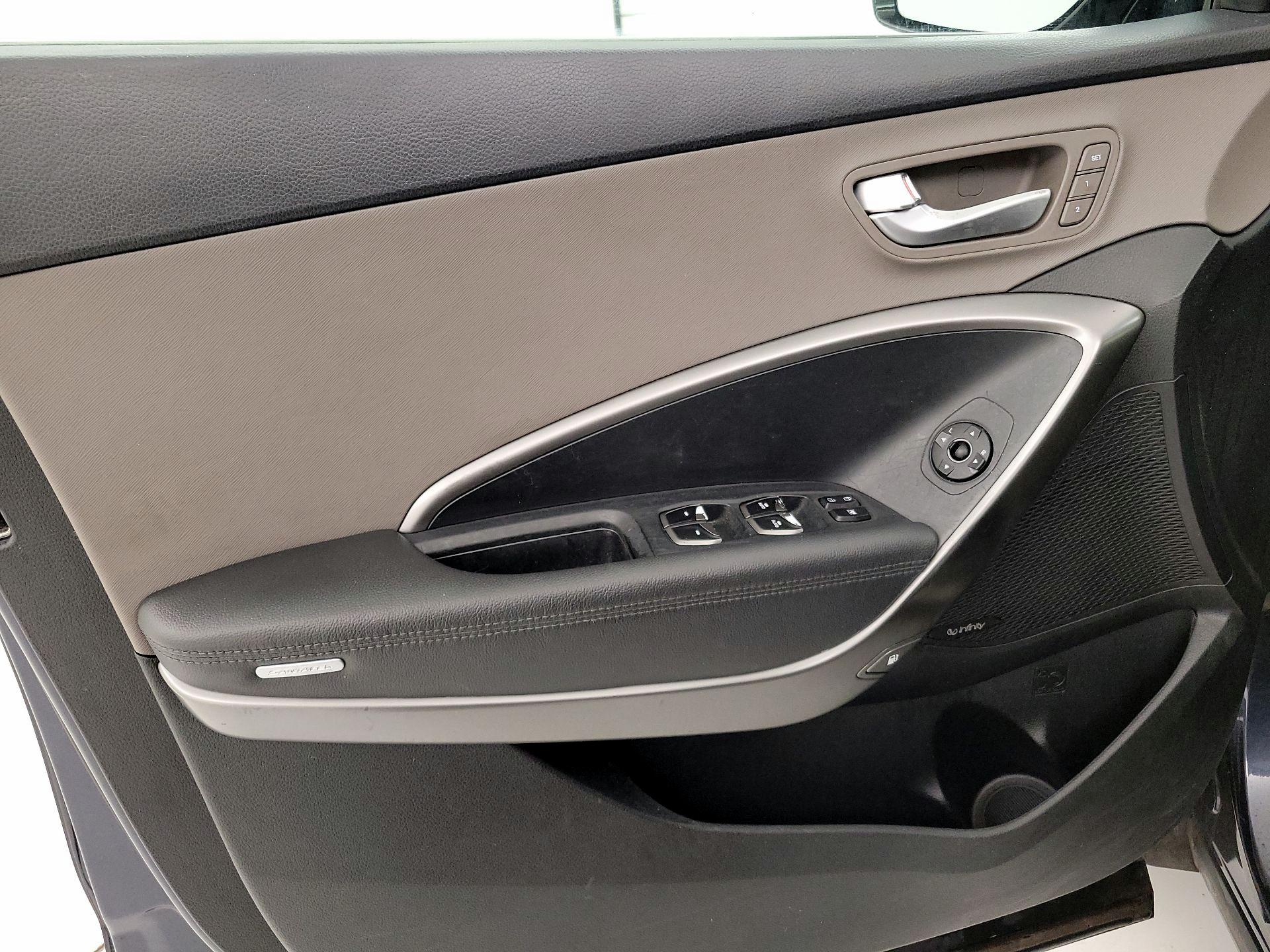 Thumbnail: 2018 Hyundai Santa Fe - 12