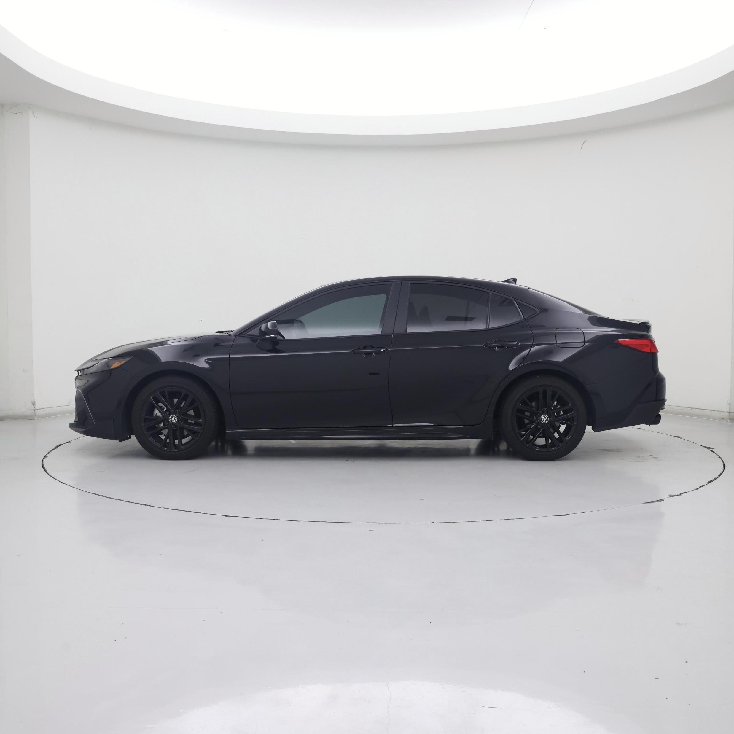 Thumbnail: 2025 Toyota Camry - 3