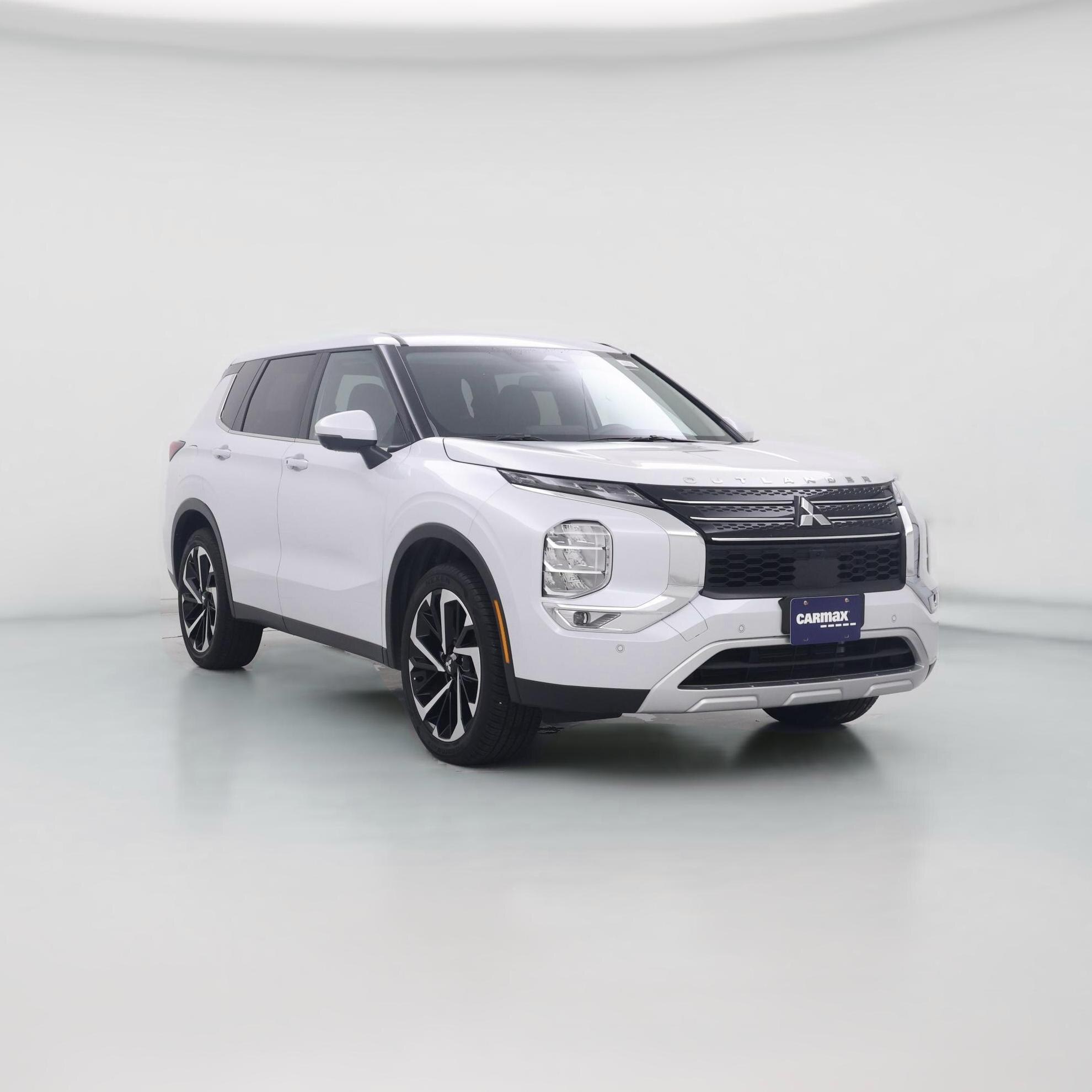 Thumbnail: 2024 Mitsubishi Outlander - 1