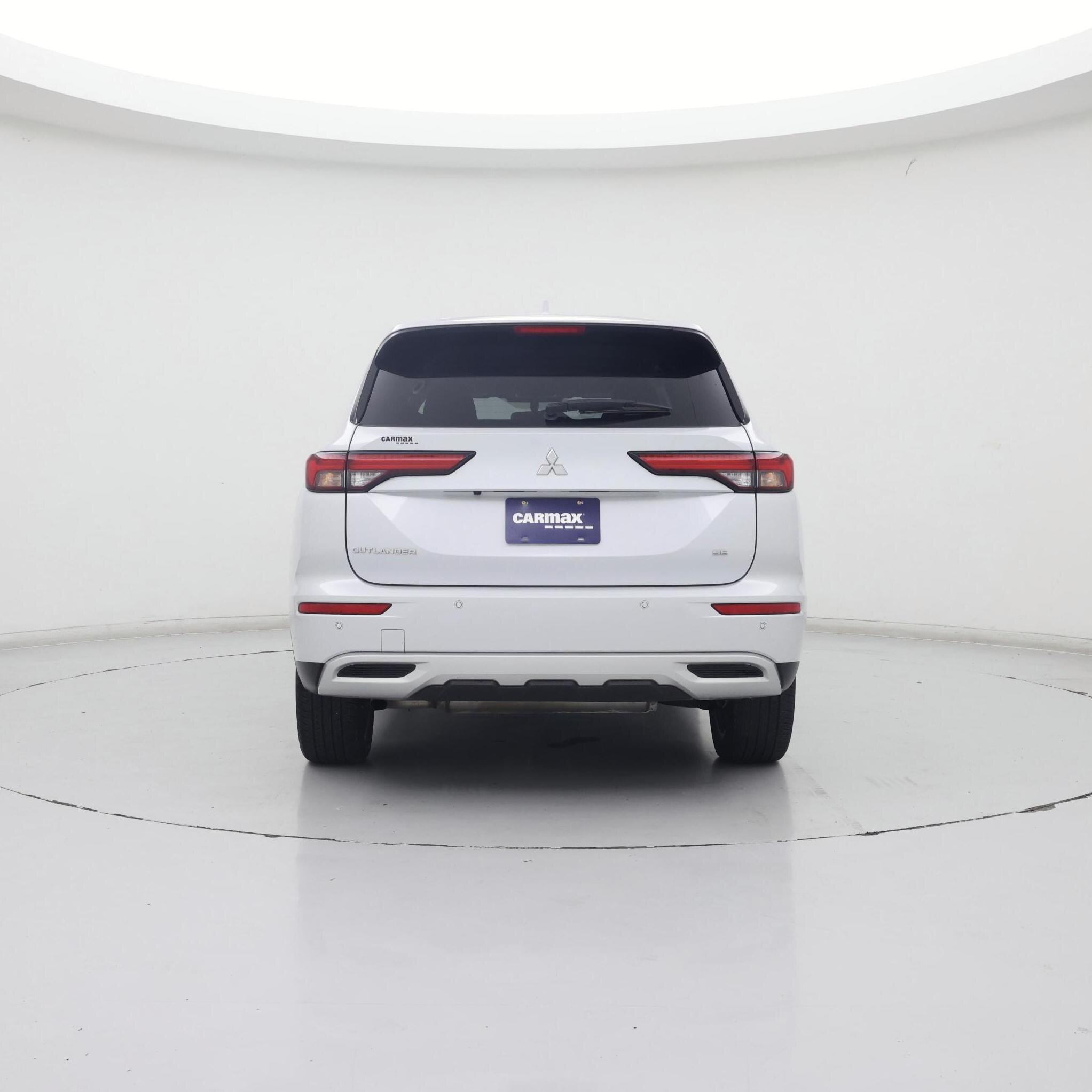 Thumbnail: 2024 Mitsubishi Outlander - 6
