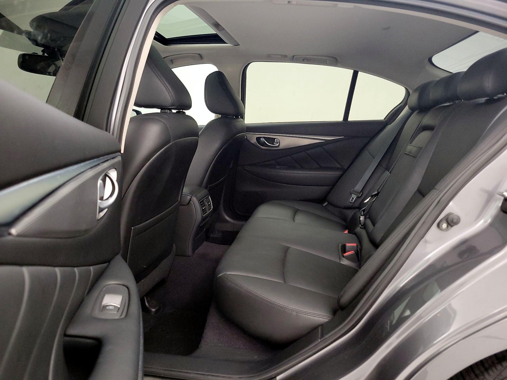 Thumbnail: 2016 INFINITI Q50 - 20