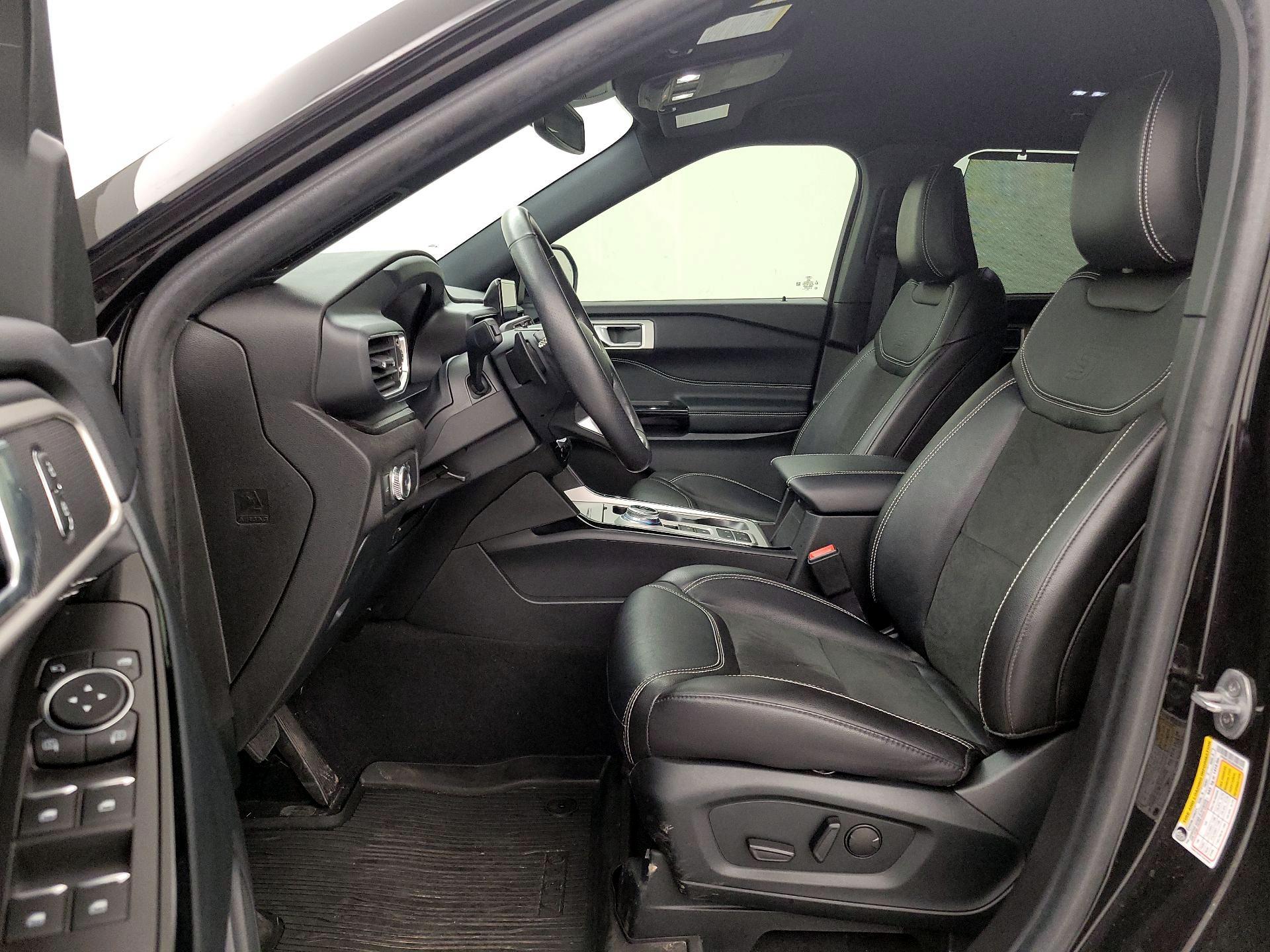 Thumbnail: 2022 Ford Explorer - 11