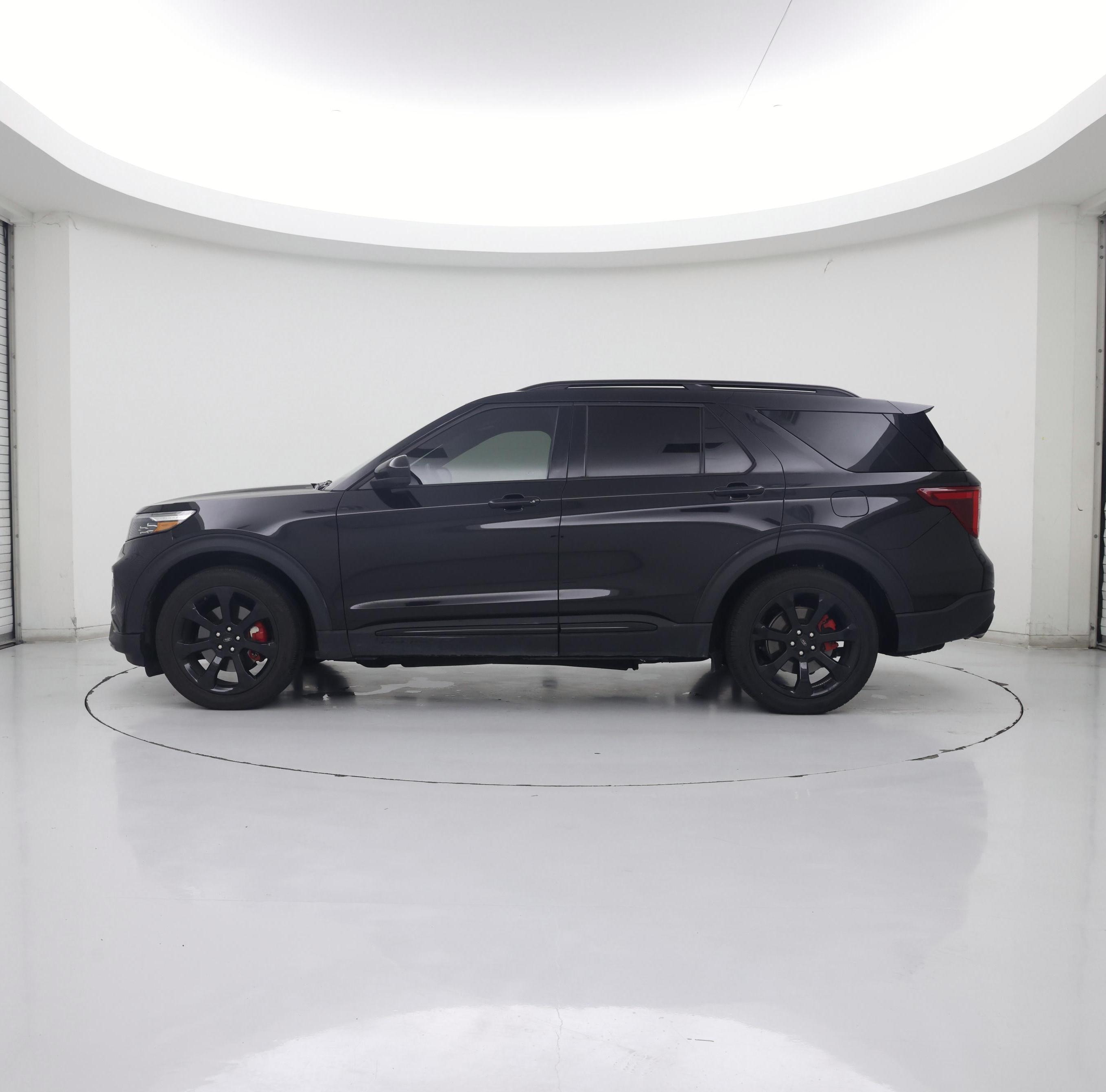 Thumbnail: 2022 Ford Explorer - 3