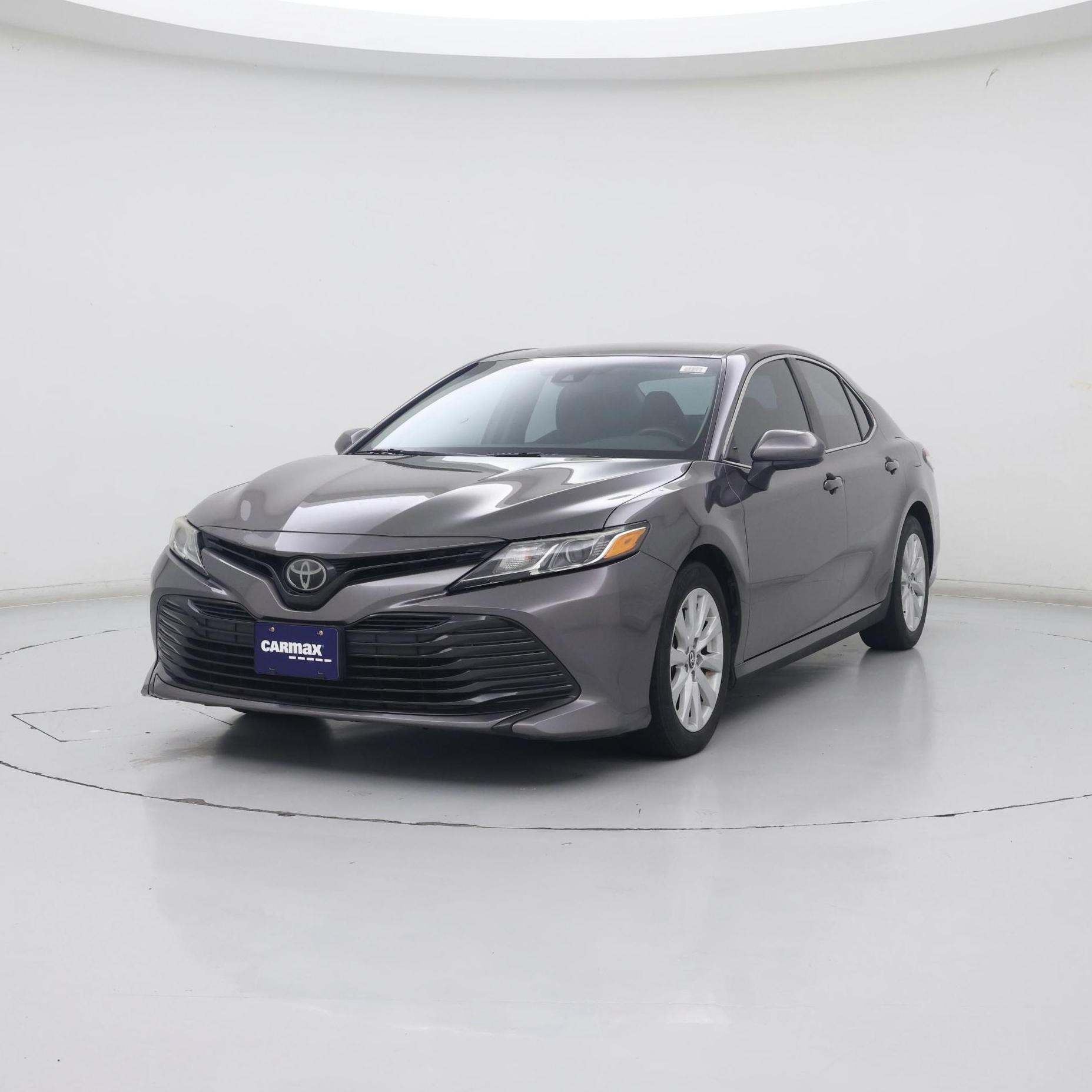 Thumbnail: 2019 Toyota Camry - 4