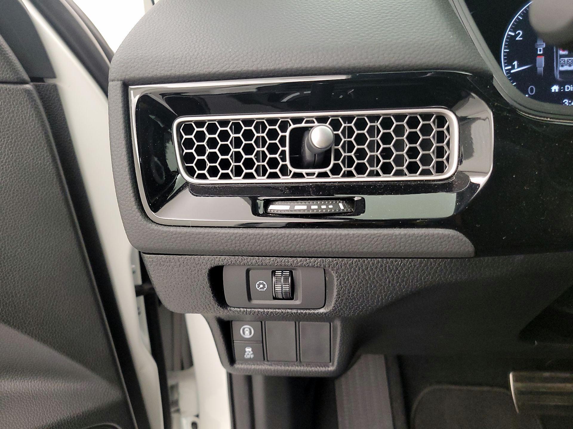 Thumbnail: 2024 Honda Civic - 13