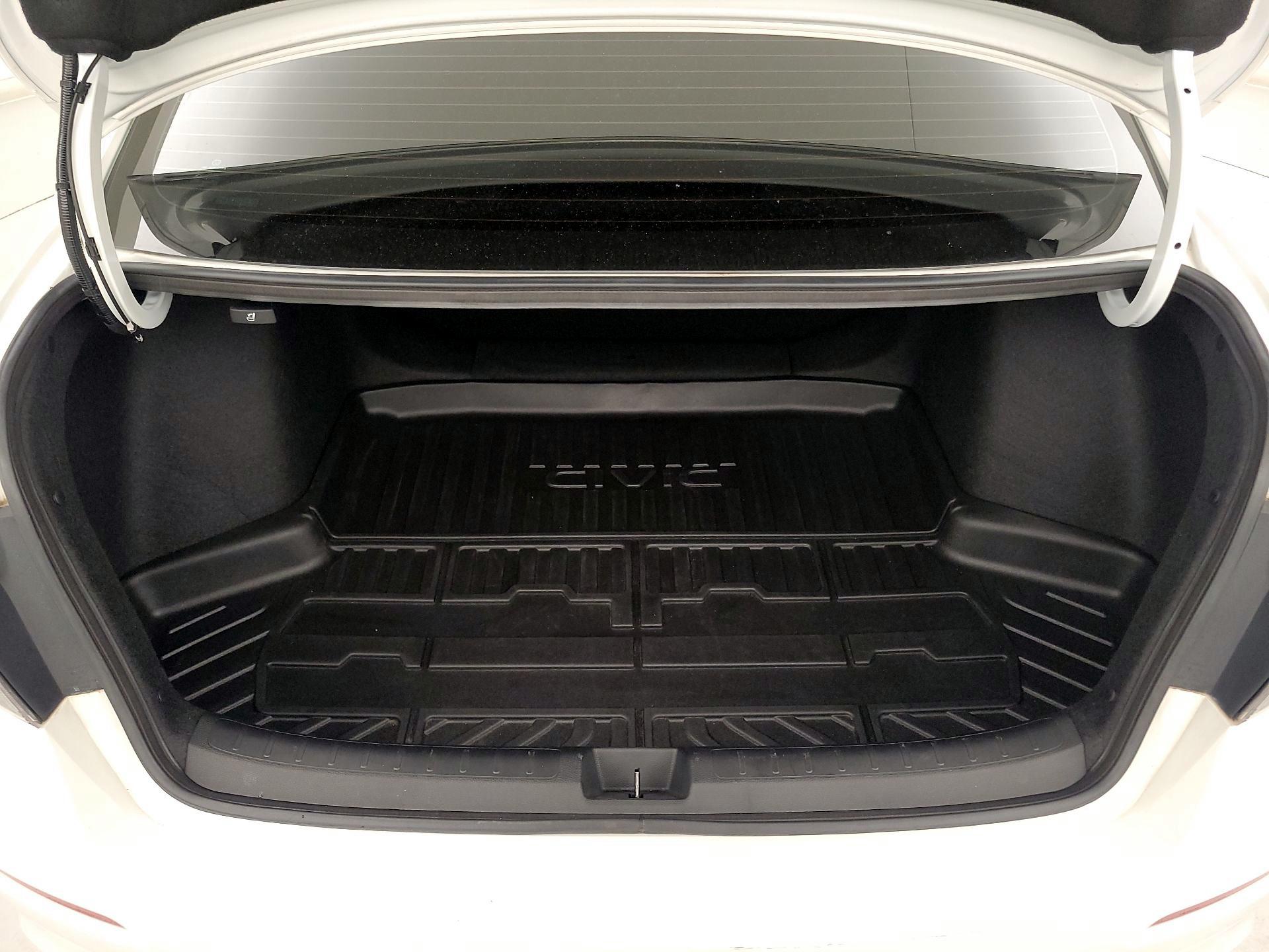 Thumbnail: 2024 Honda Civic - 20