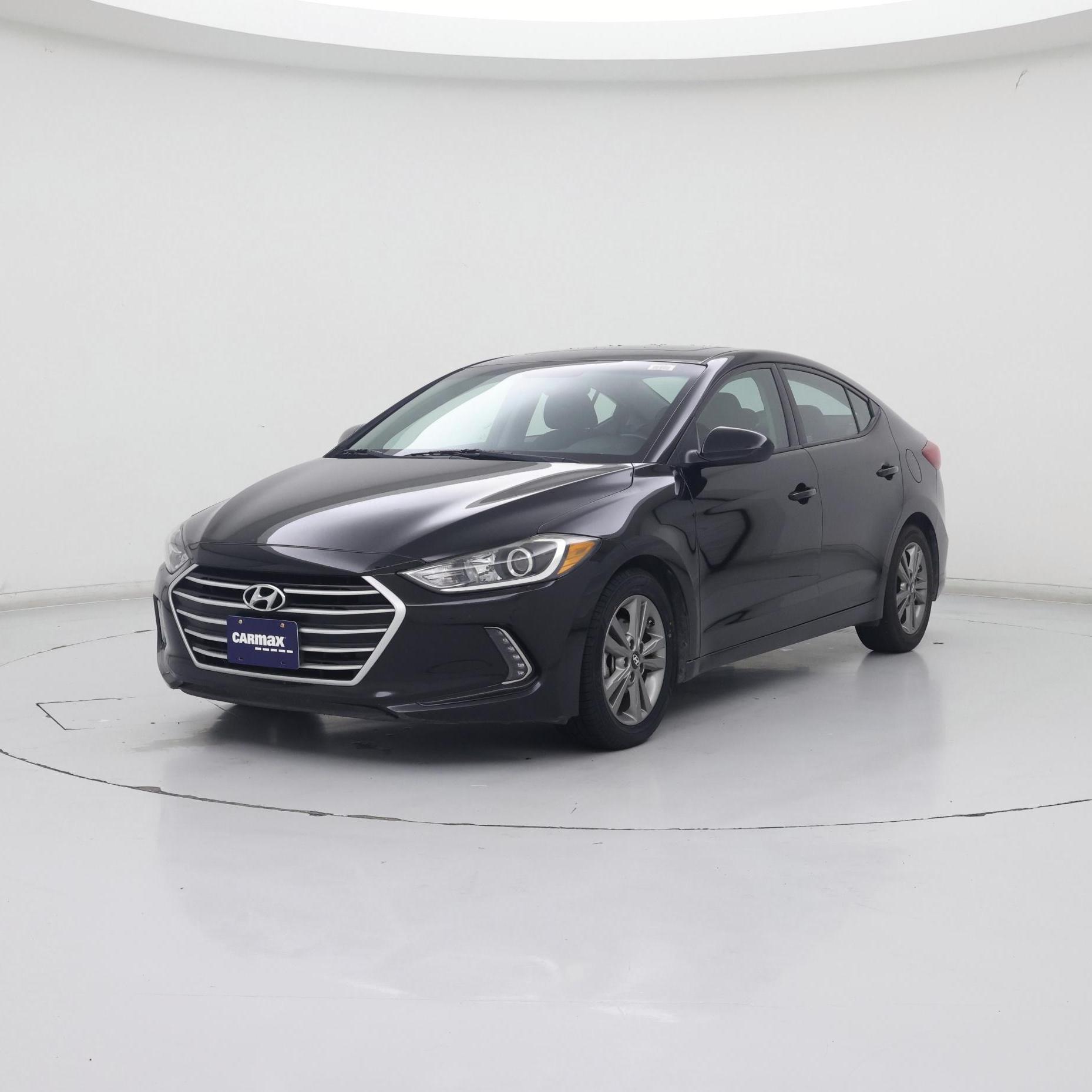 Thumbnail: 2017 Hyundai Elantra - 4