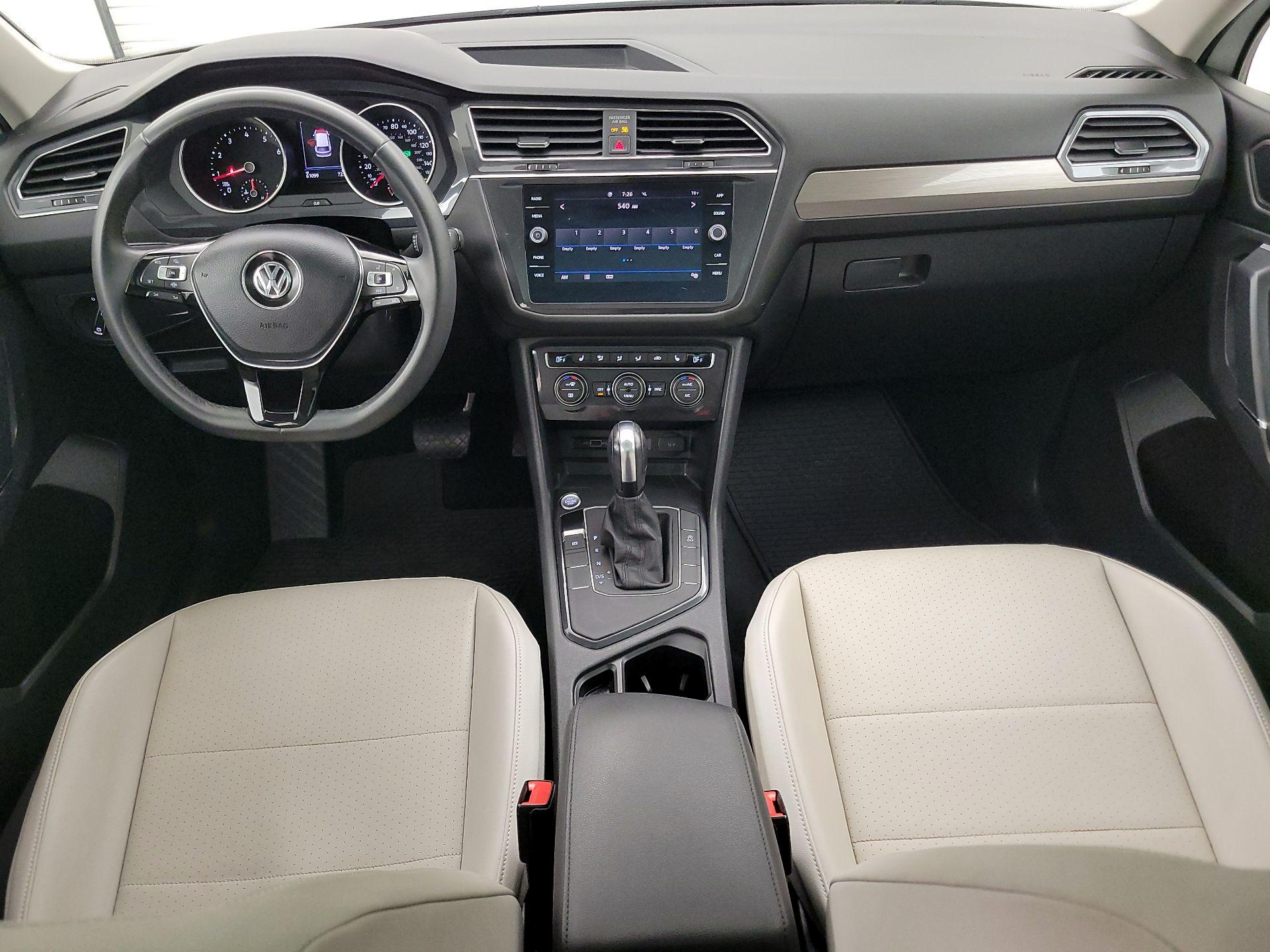 Thumbnail: 2020 Volkswagen Tiguan - 9