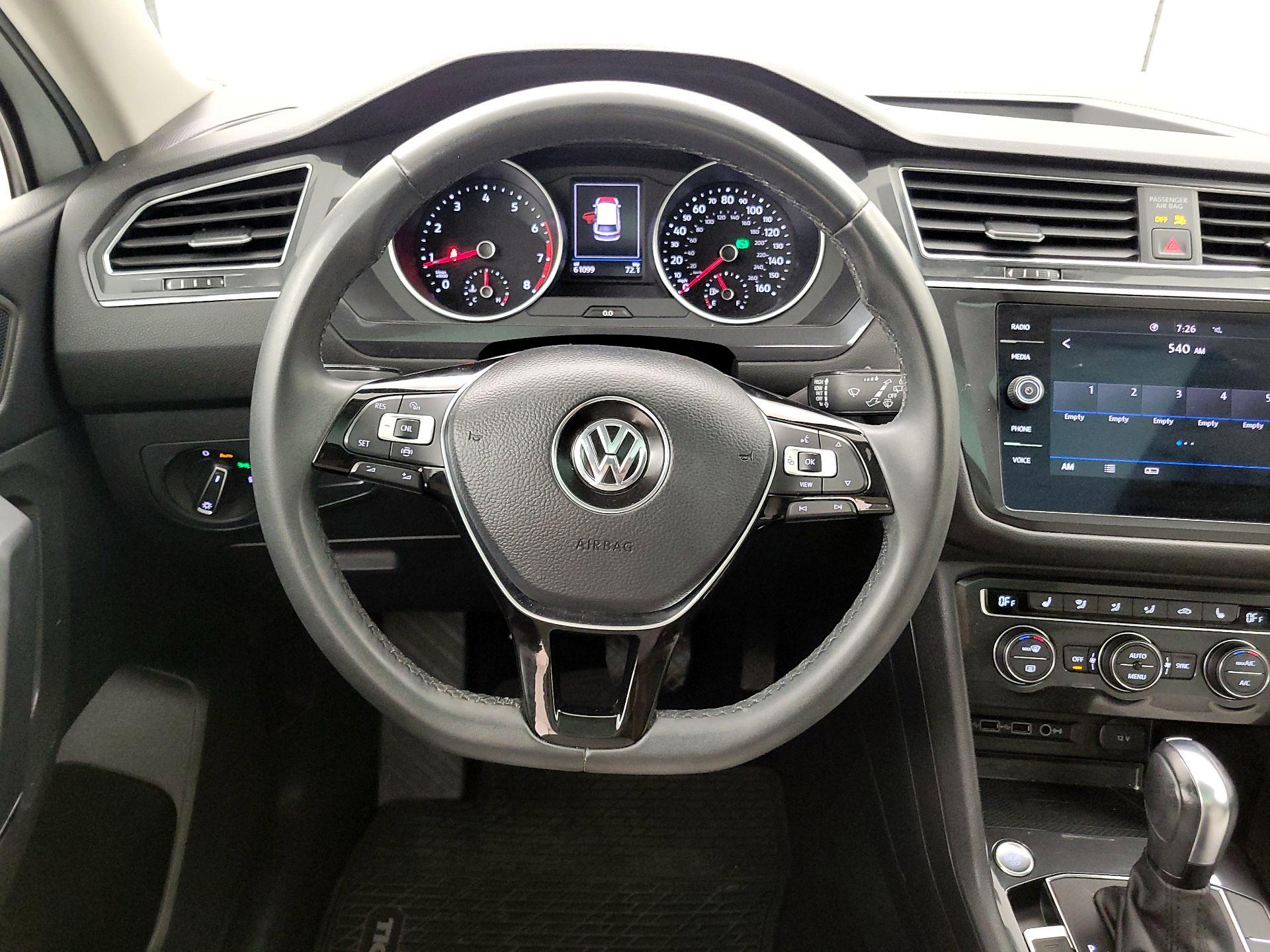 Thumbnail: 2020 Volkswagen Tiguan - 10
