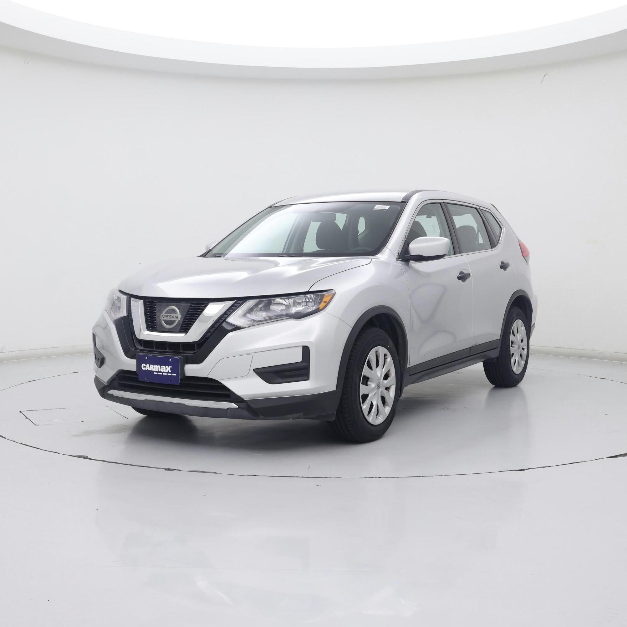 Thumbnail: 2017 Nissan Rogue - 4