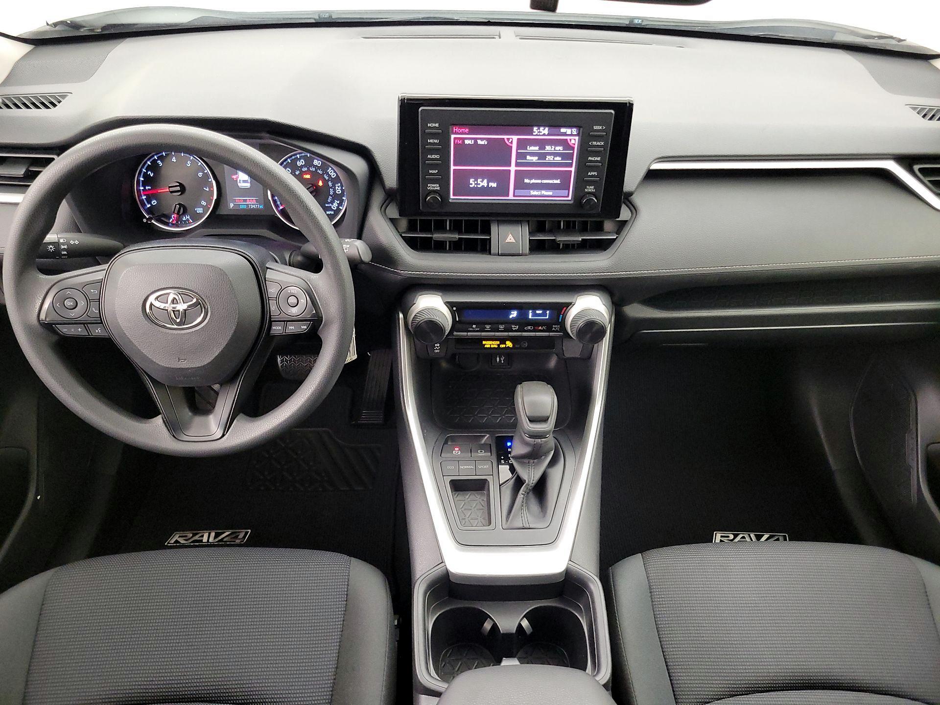 Thumbnail: 2019 Toyota RAV4 - 9